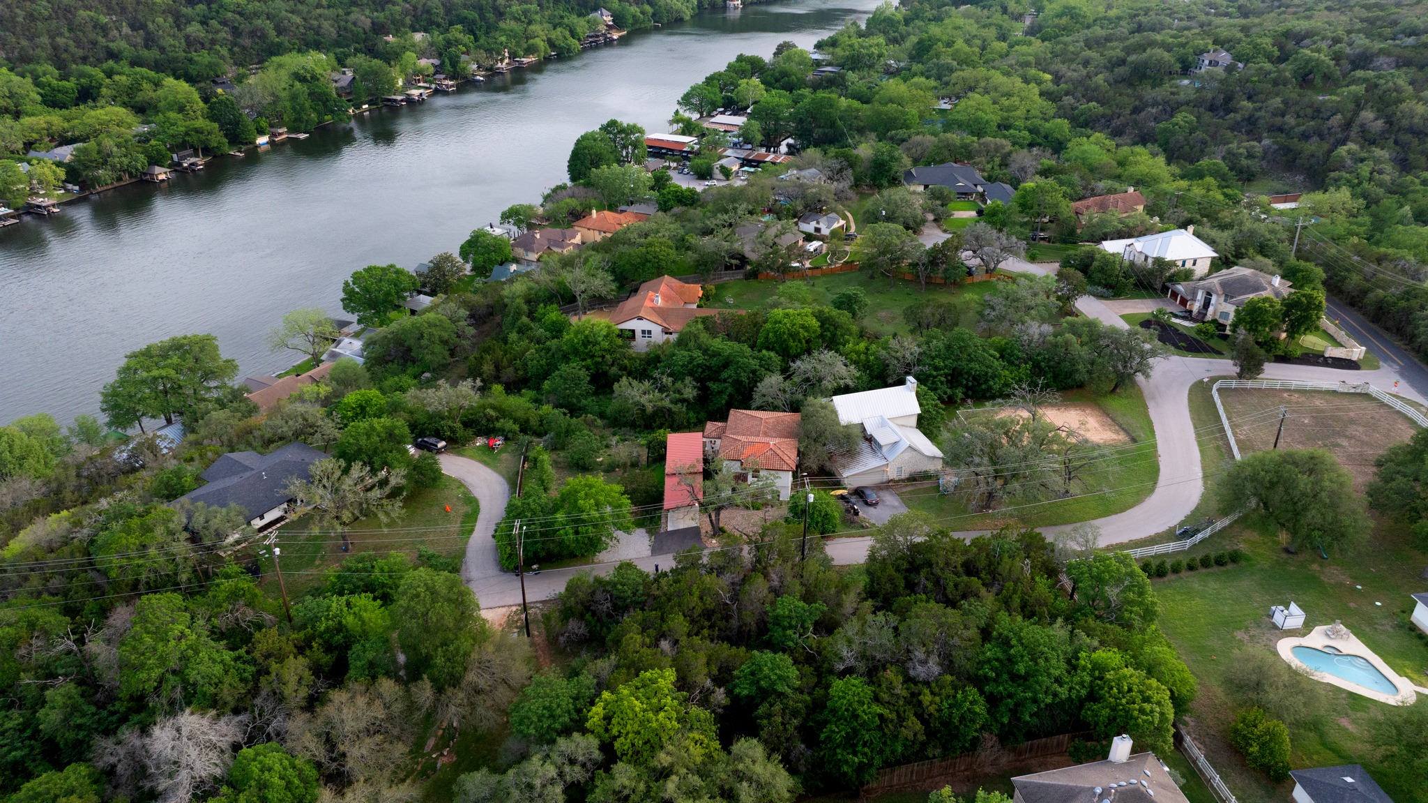 main property photo 31
