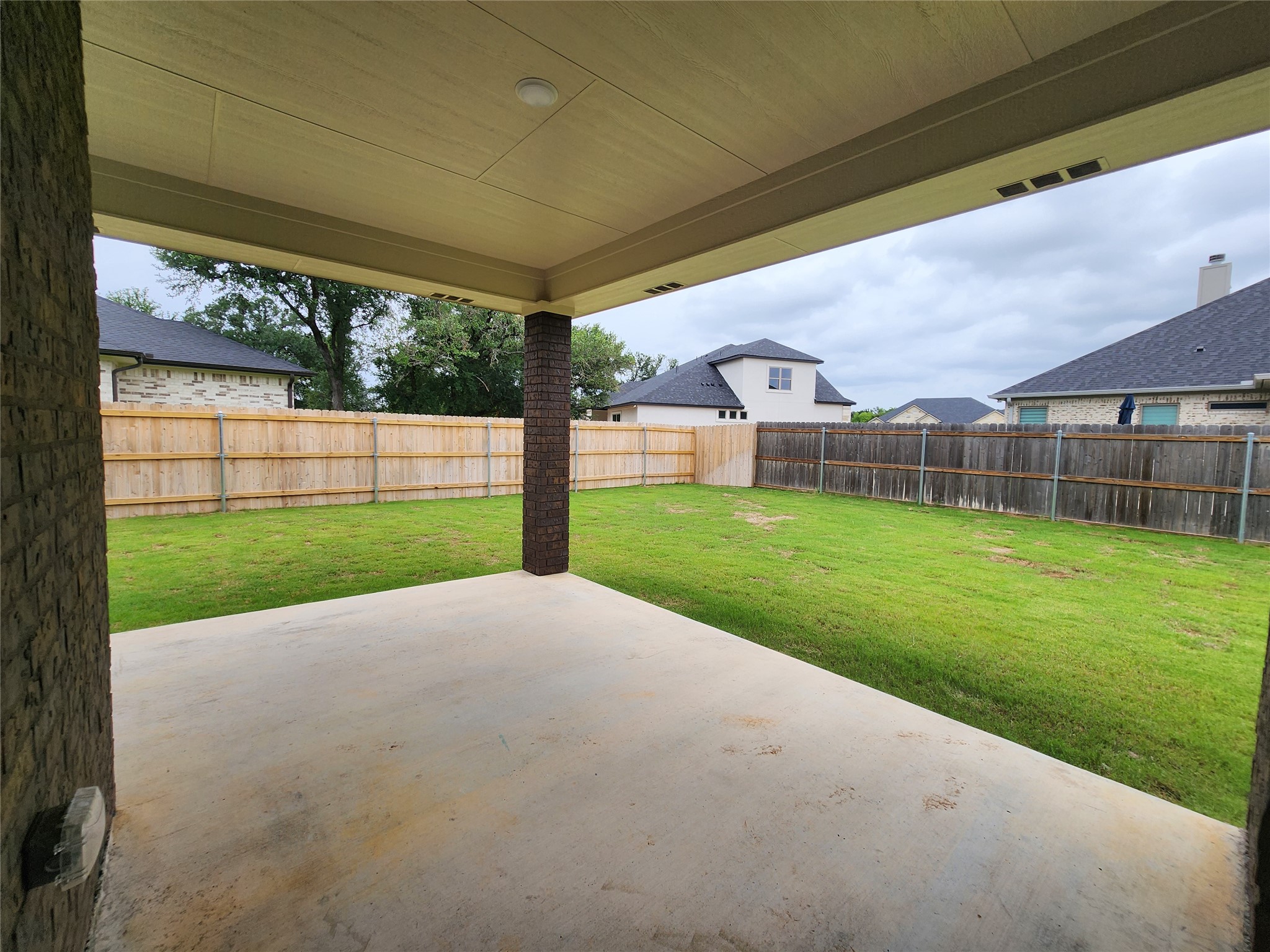 main property photo 35