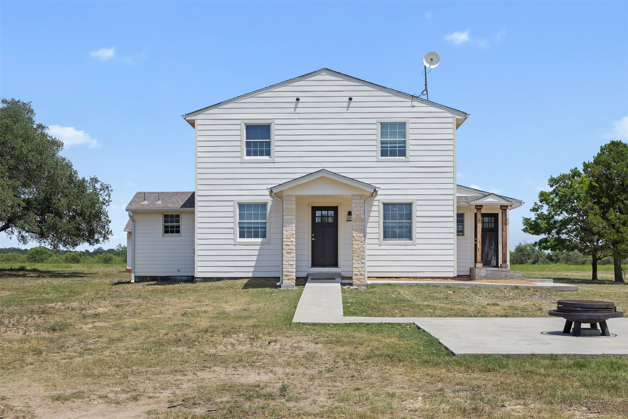 main property photo 15