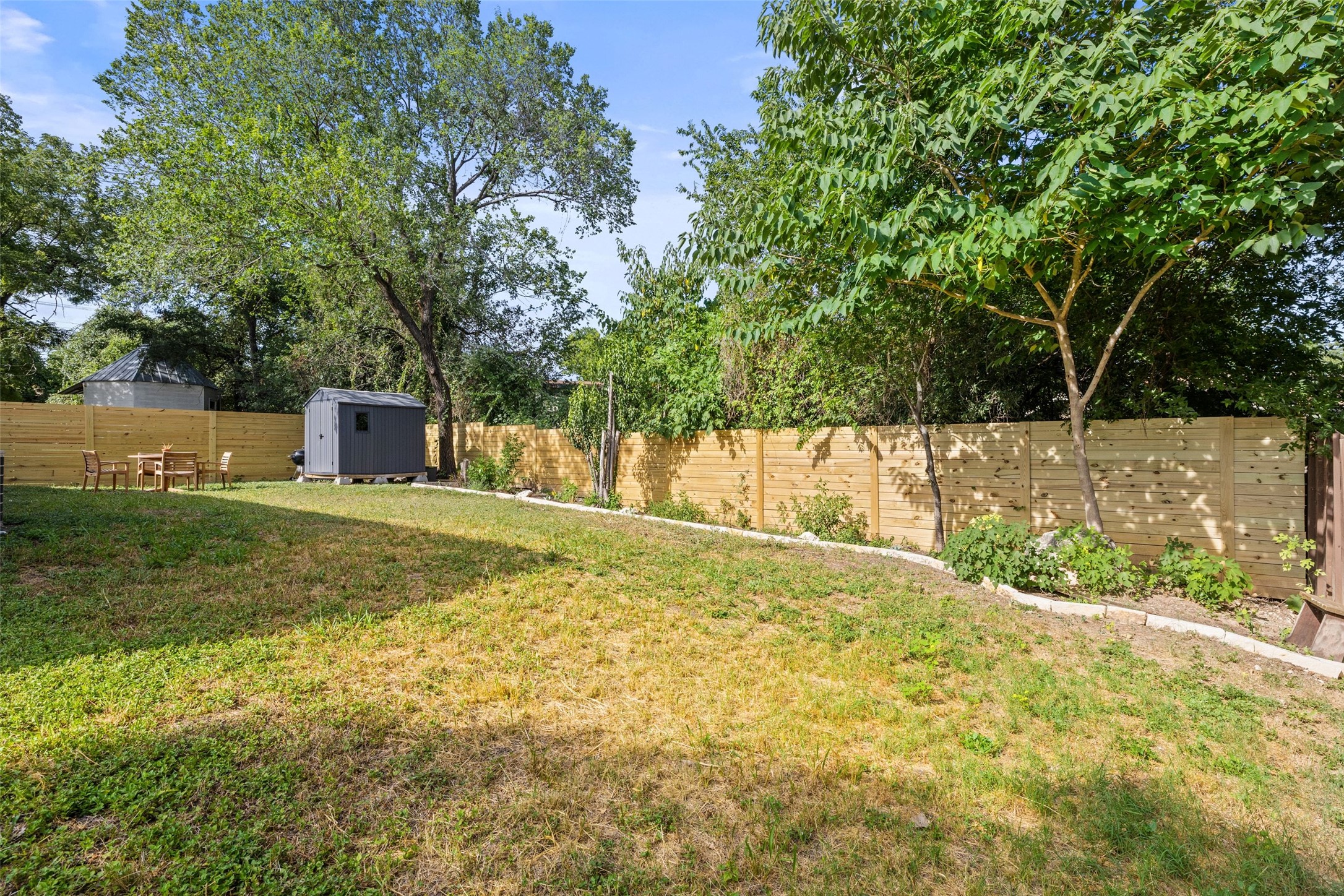 main property photo 36