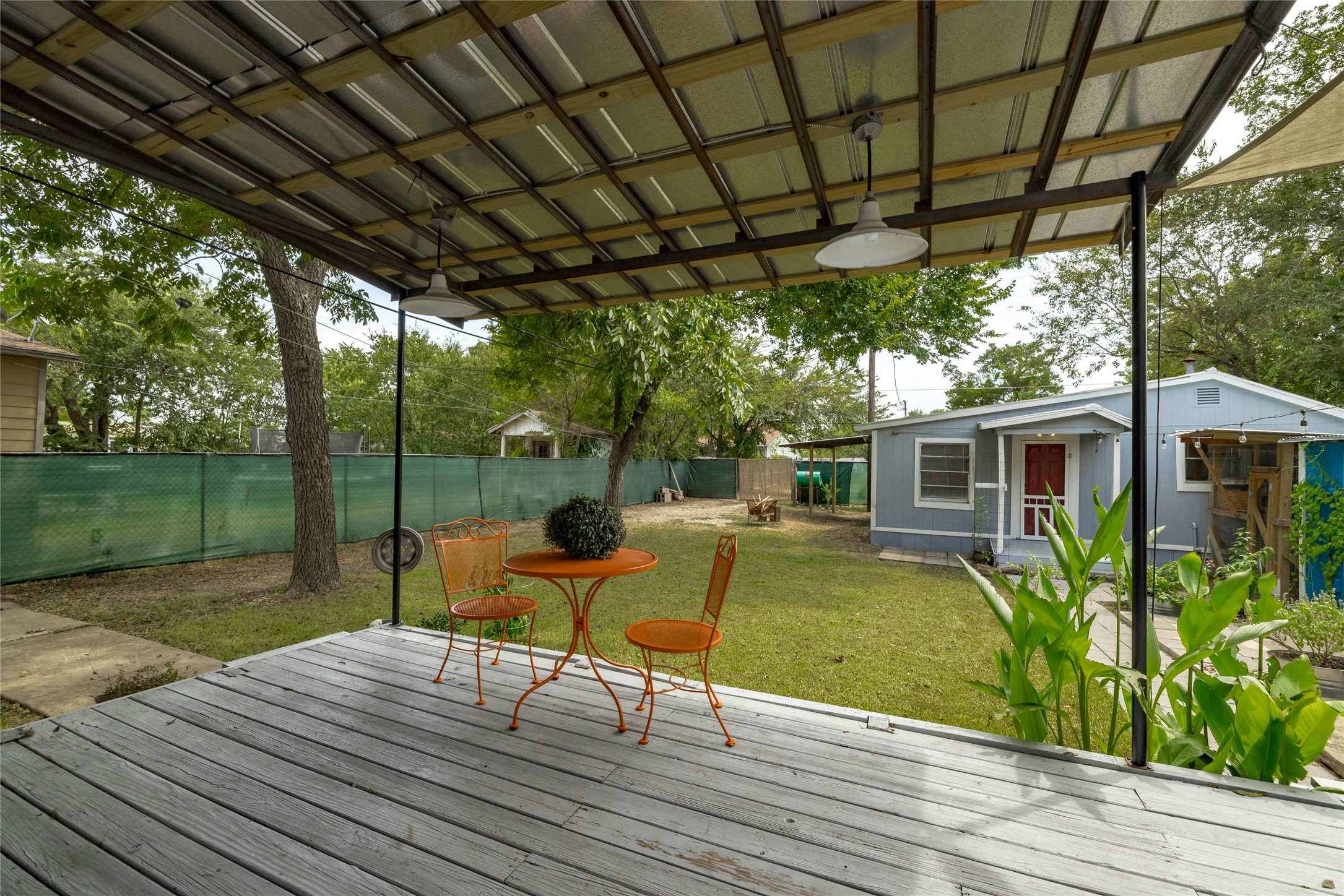 main property photo 19