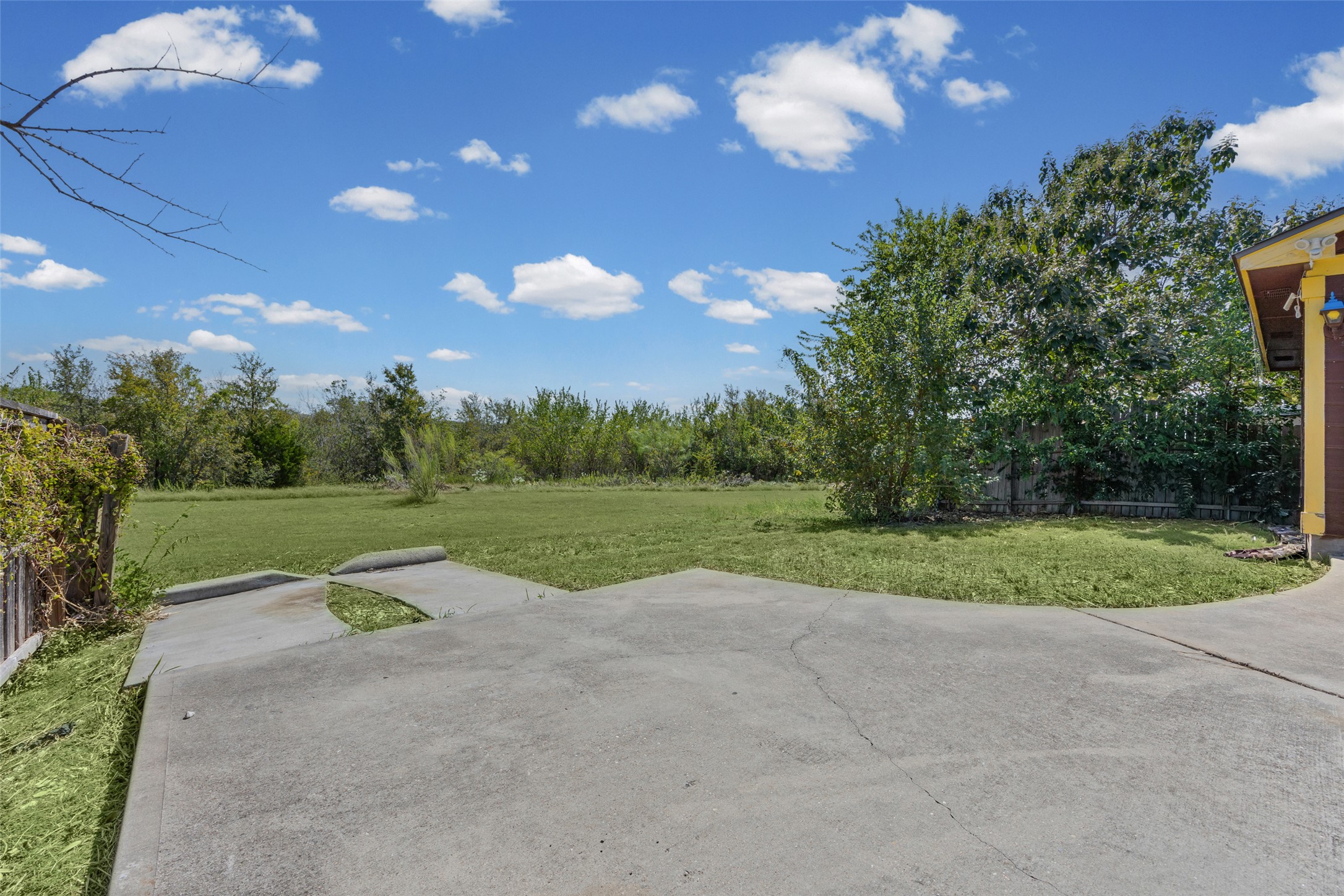 main property photo 22