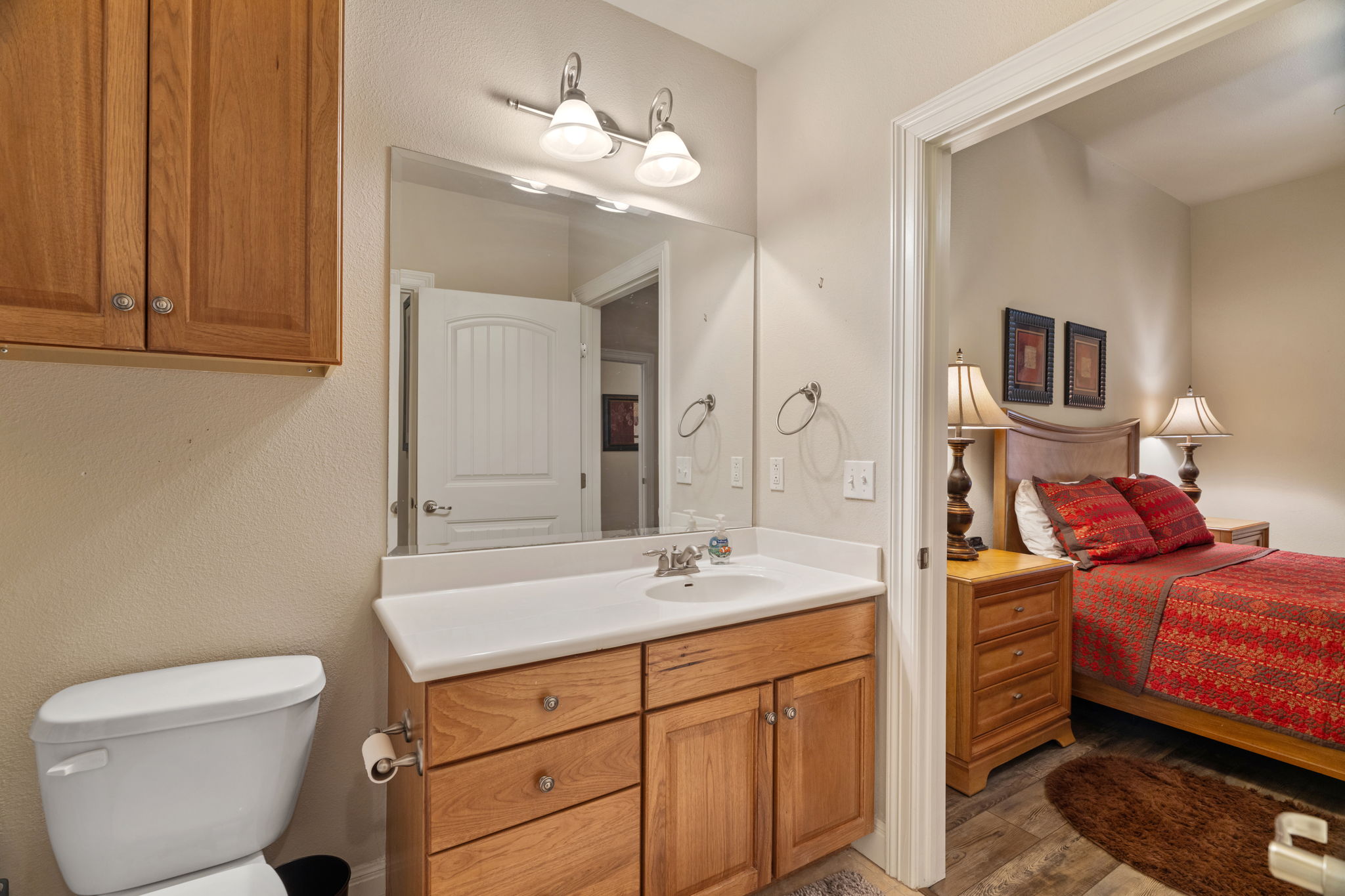 main property photo 28