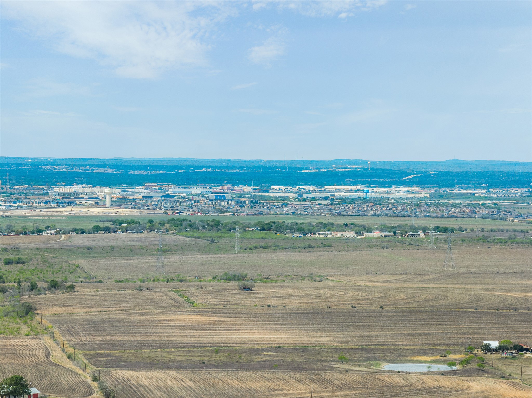 main property photo 14