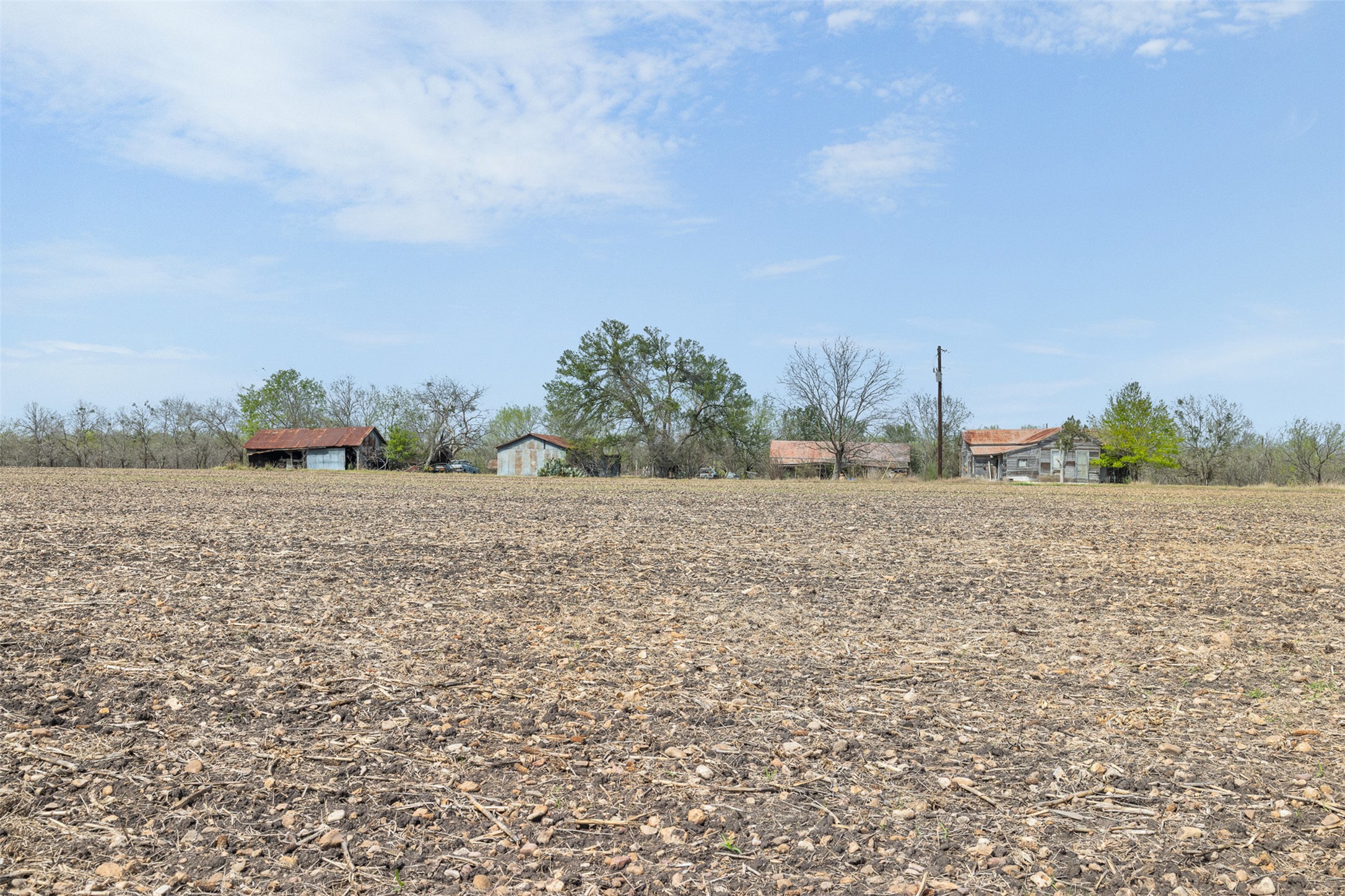 main property photo 18