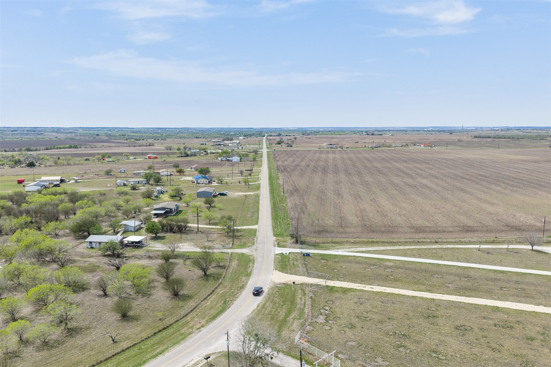 main property photo 37