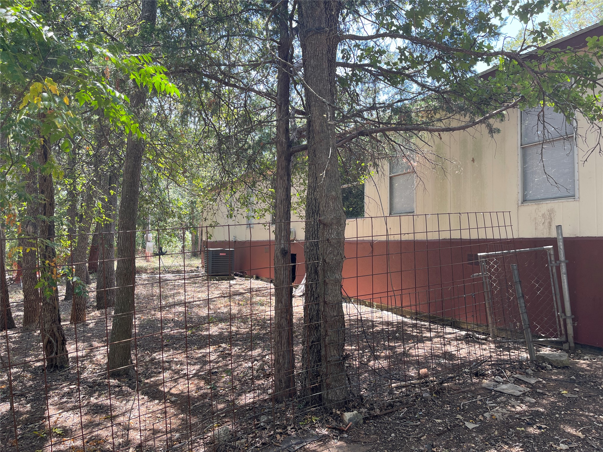 main property photo 23