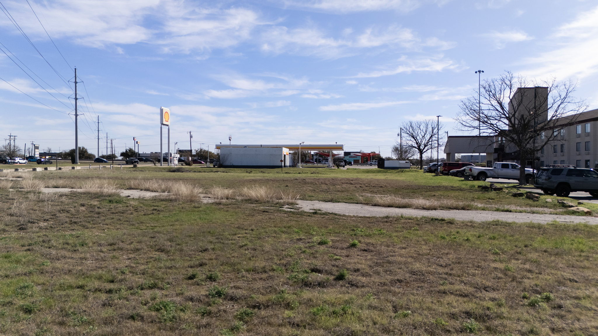main property photo 14