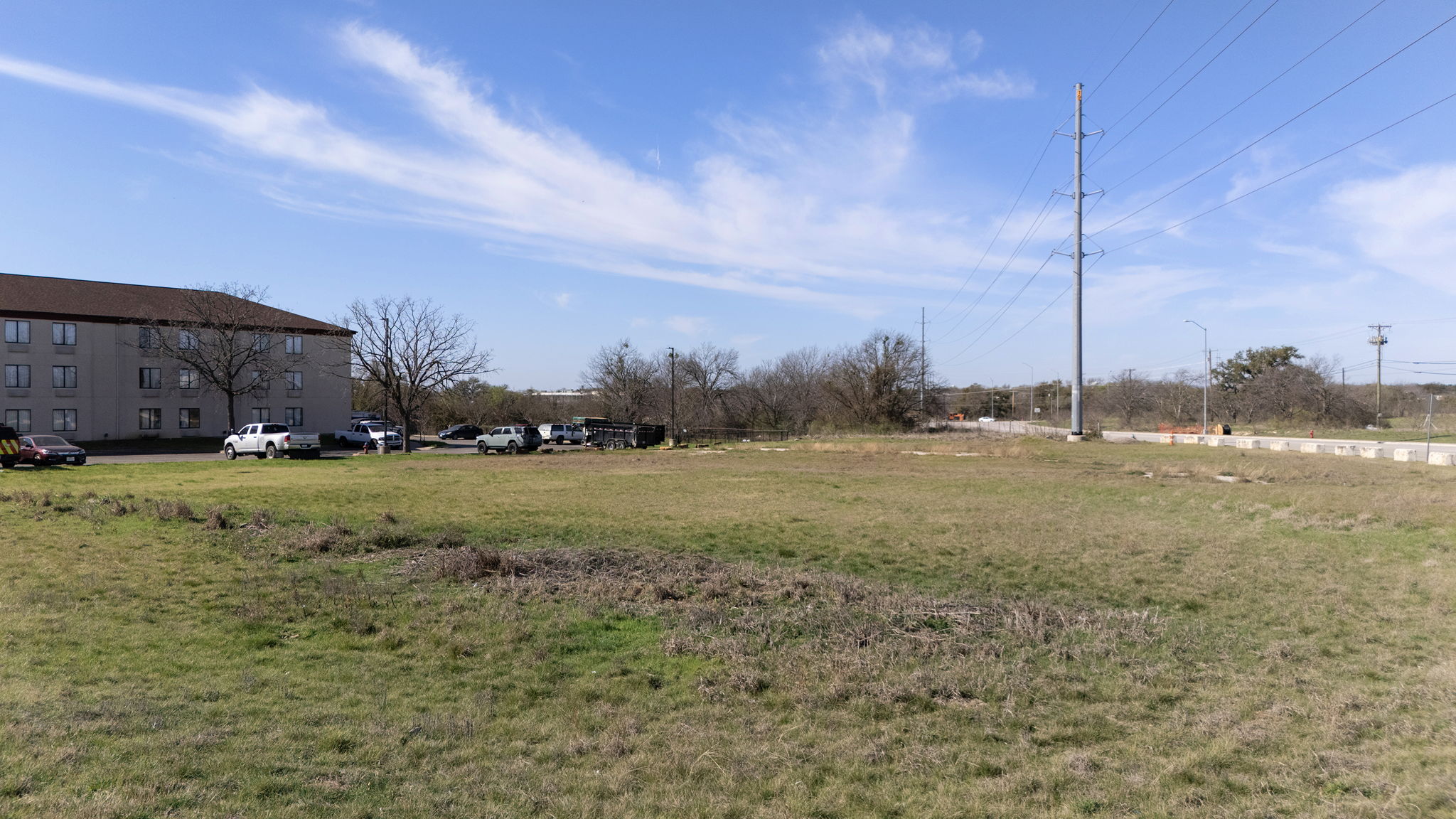 main property photo 17