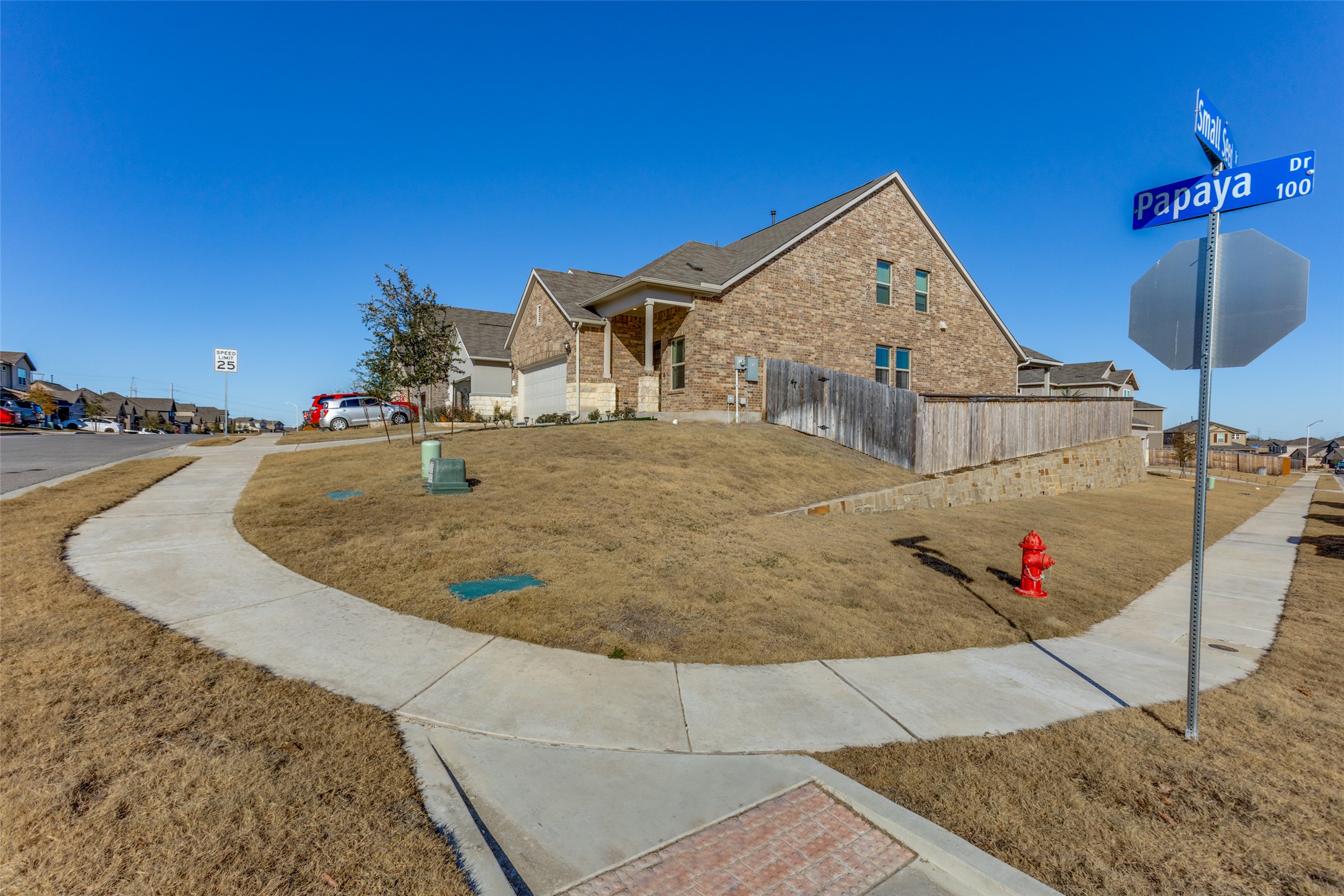 main property photo 4