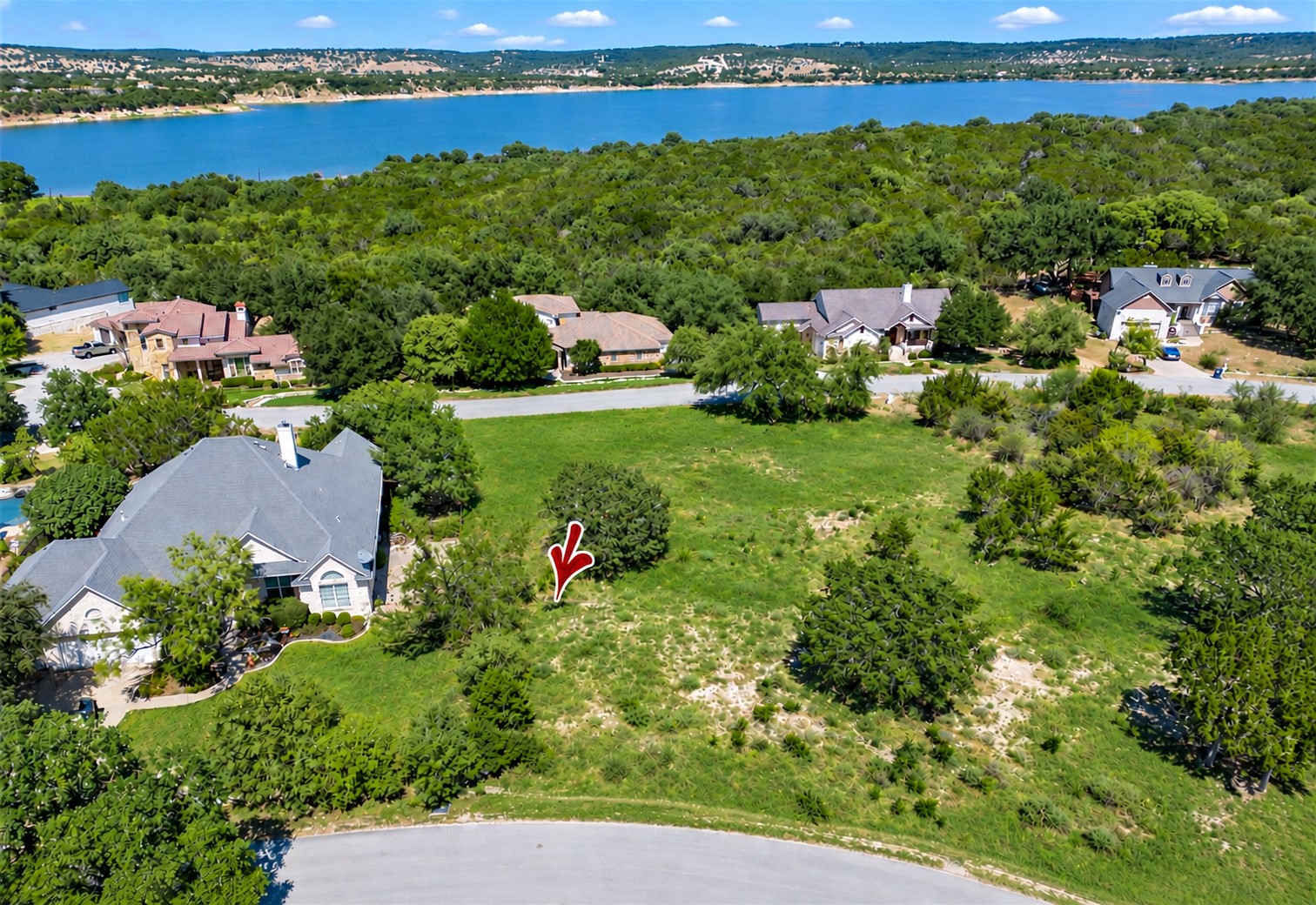 main property photo 6