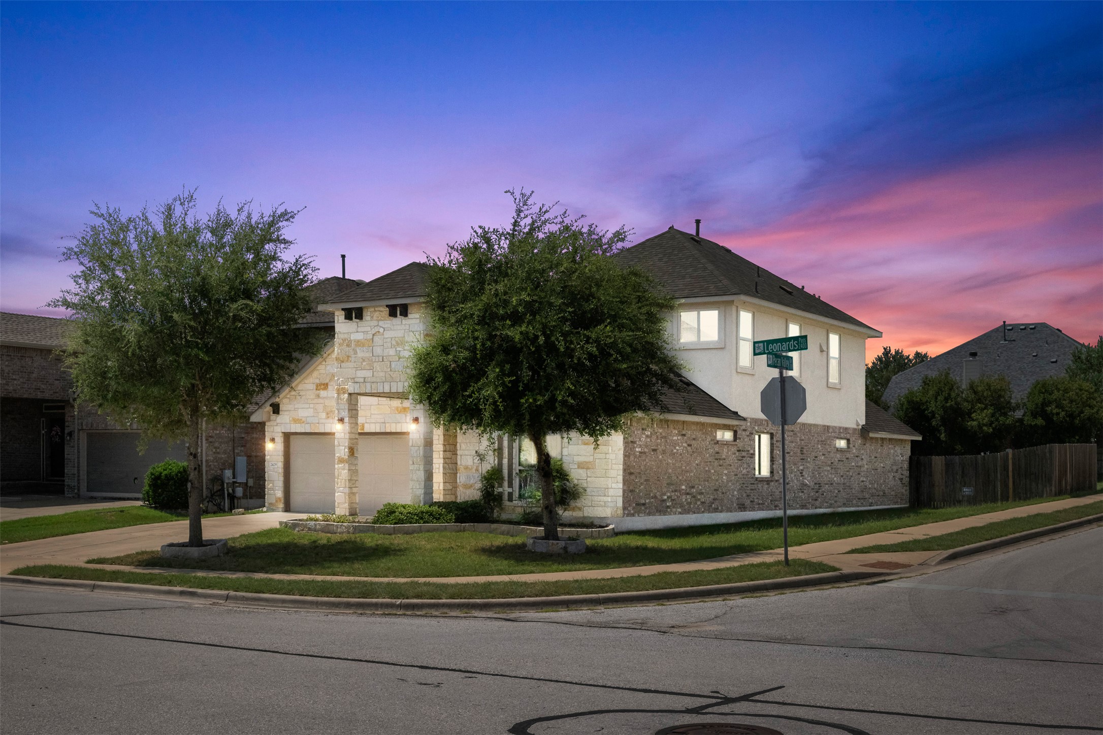 main property photo 23