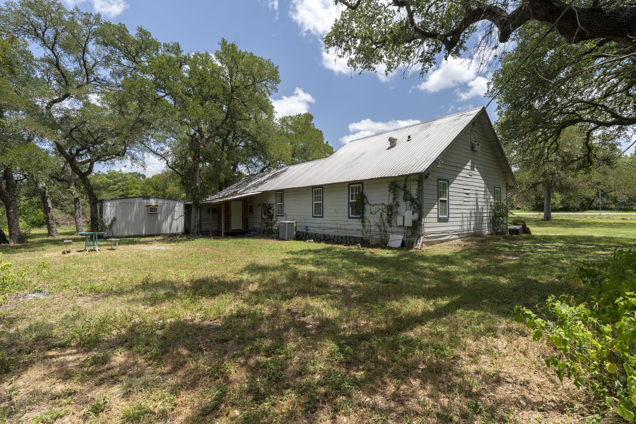 main property photo 20