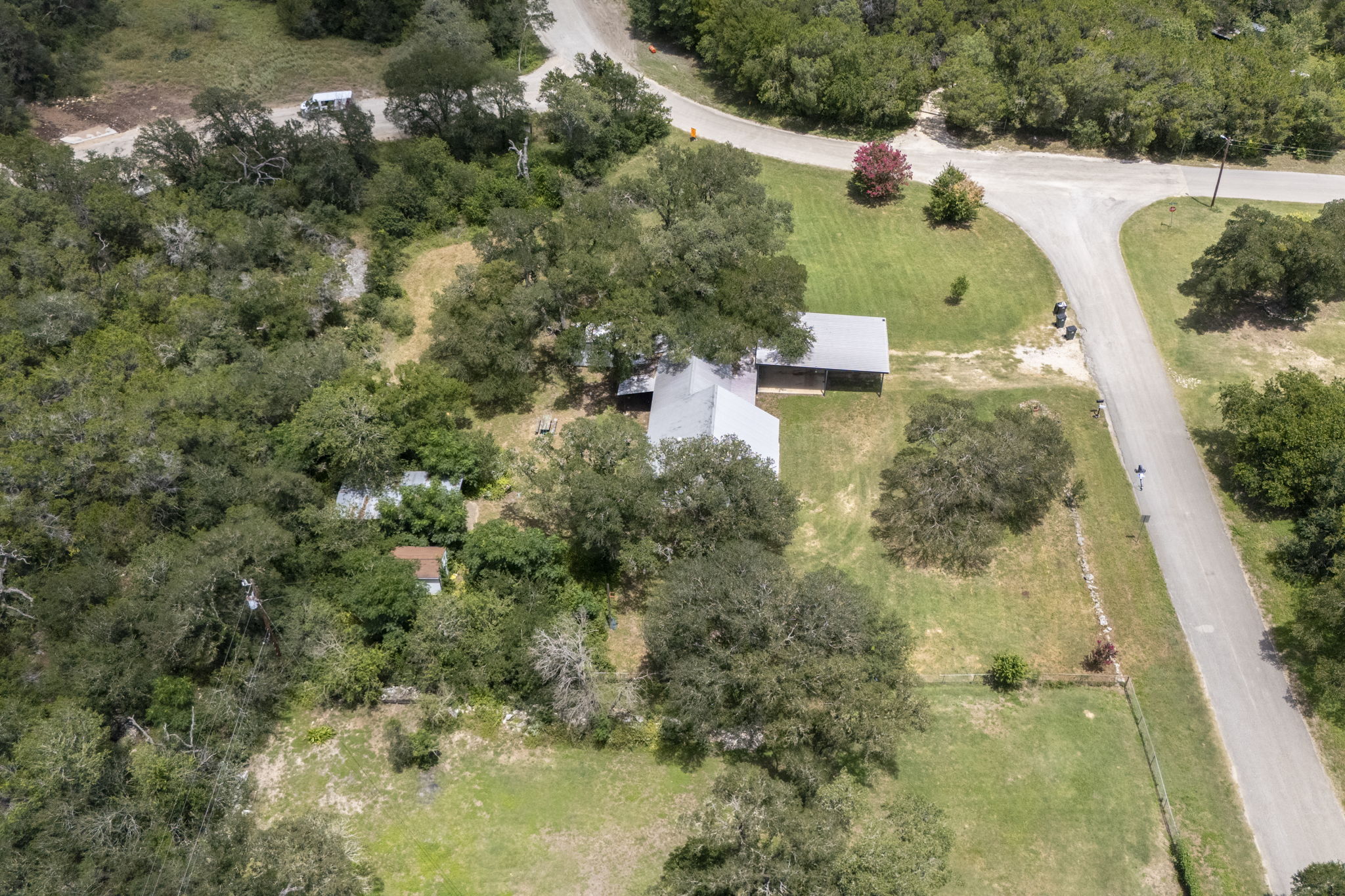 main property photo 30