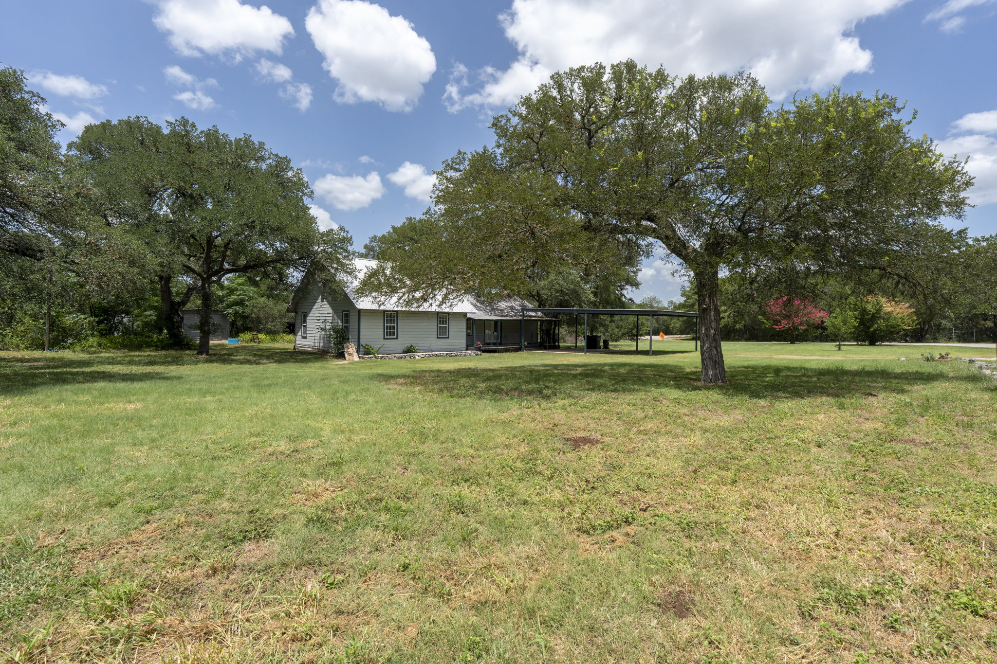 main property photo 34