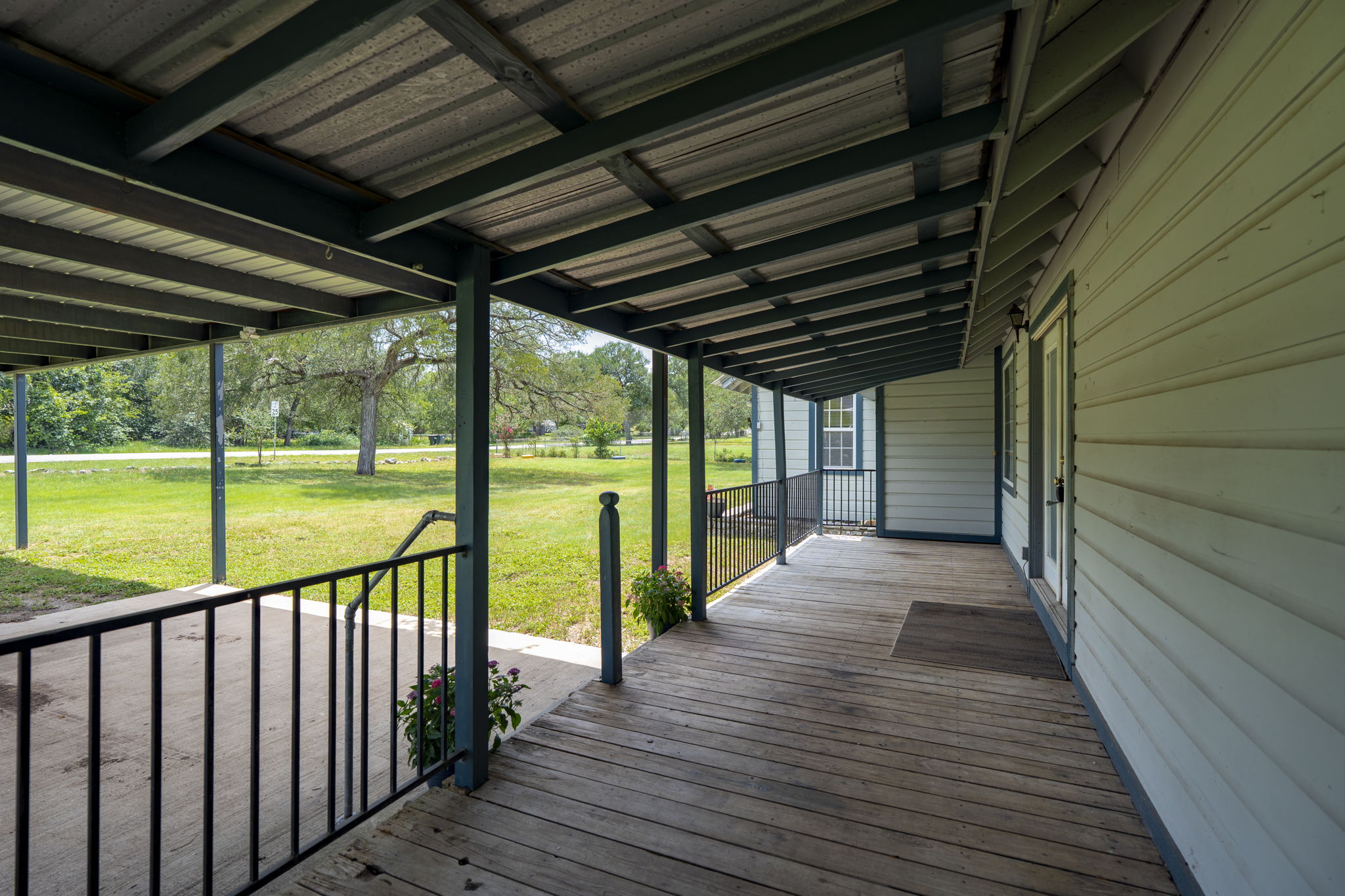 main property photo 36