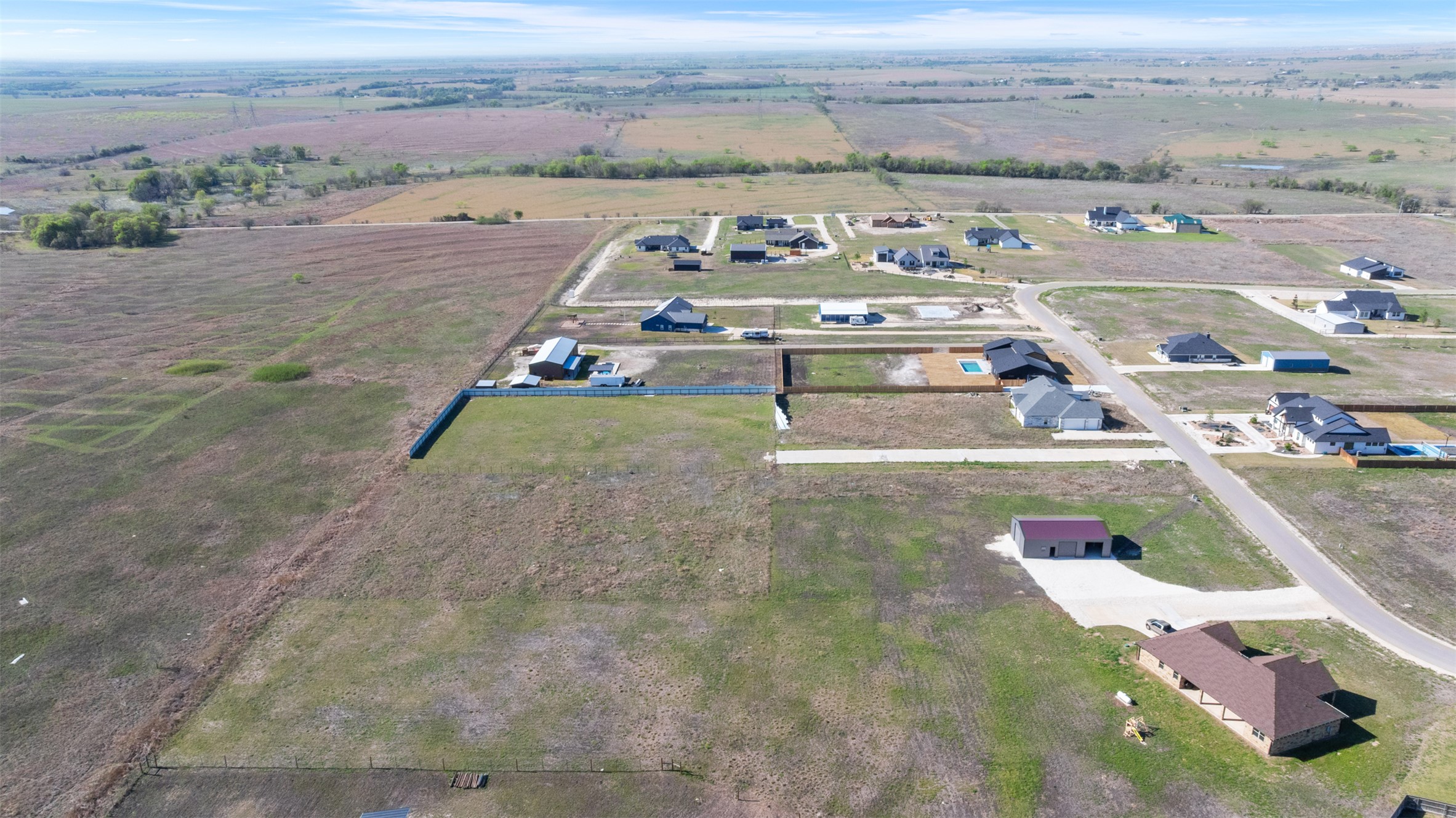 main property photo 12