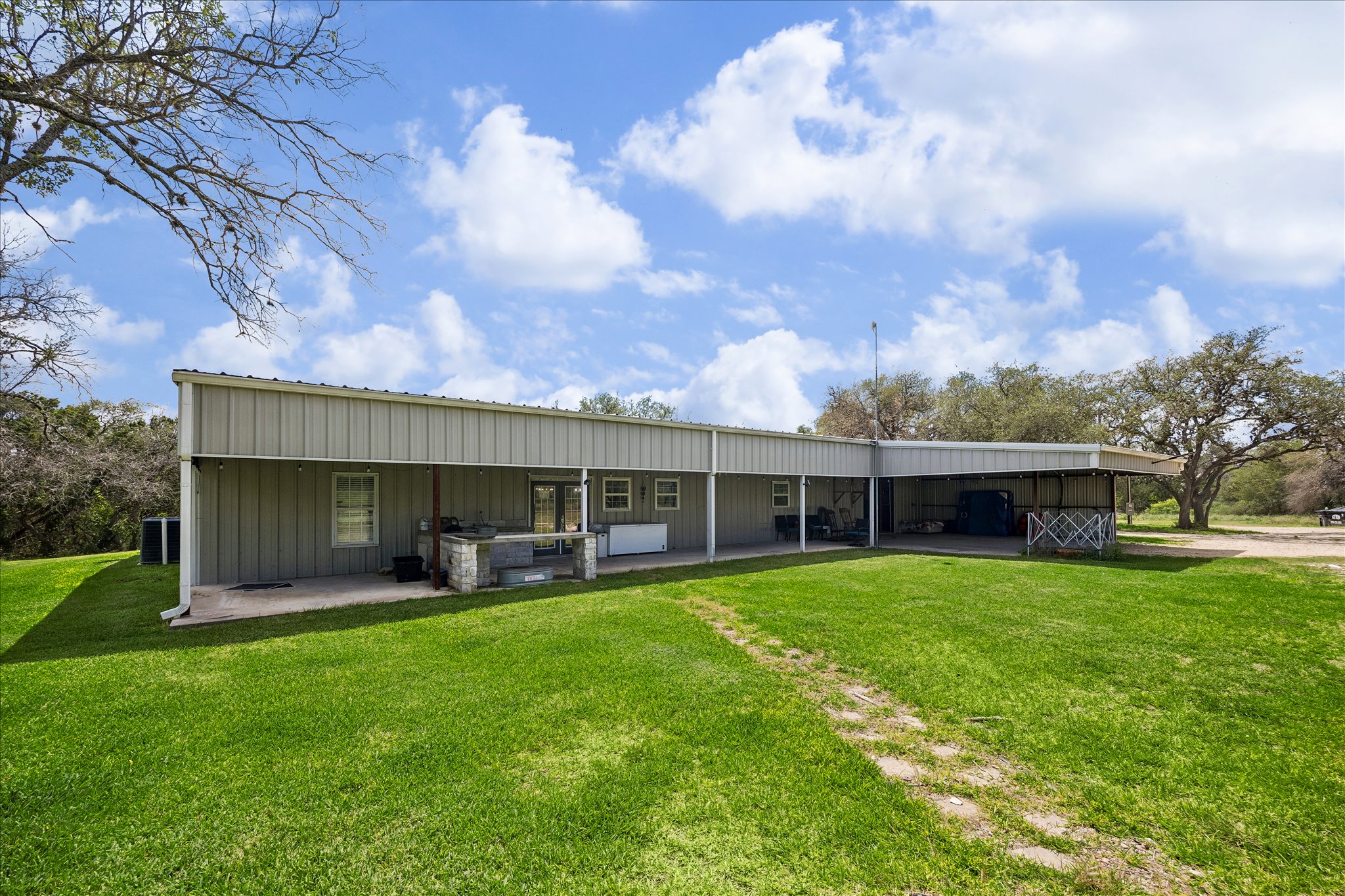 main property photo 20