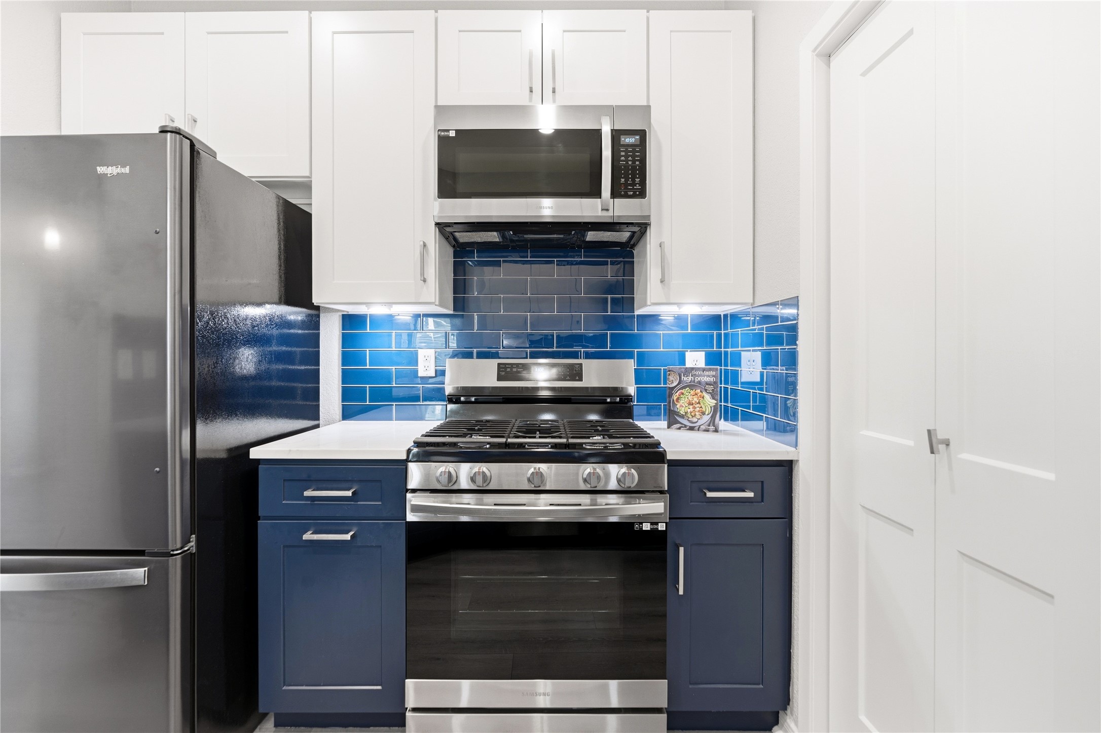 main property photo 12