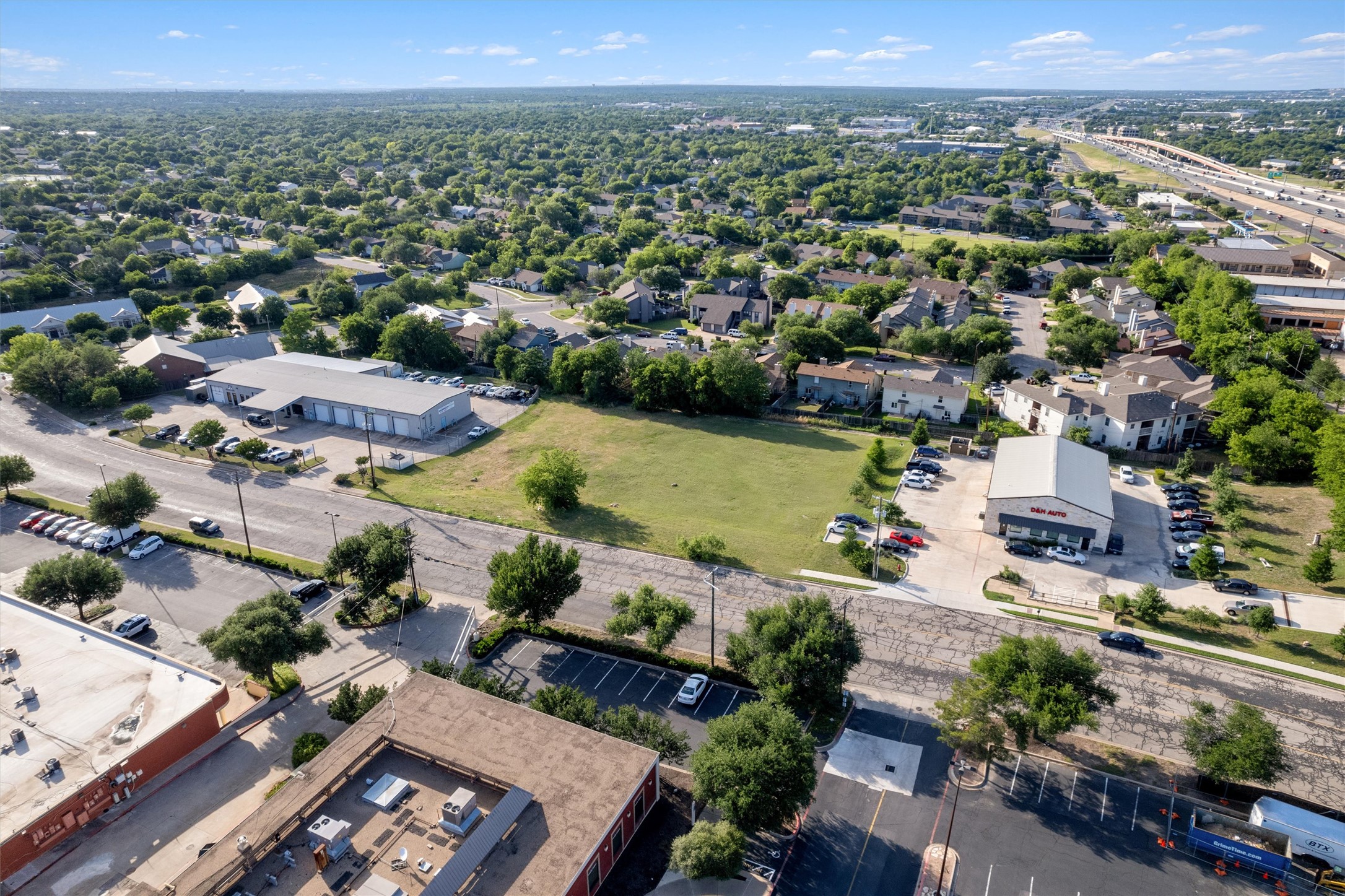 main property photo 10