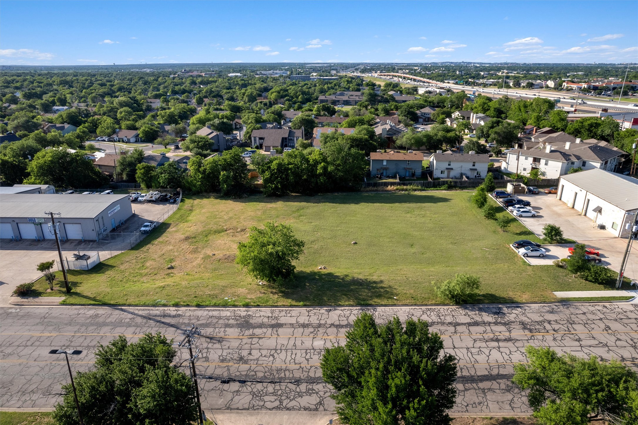 main property photo 3