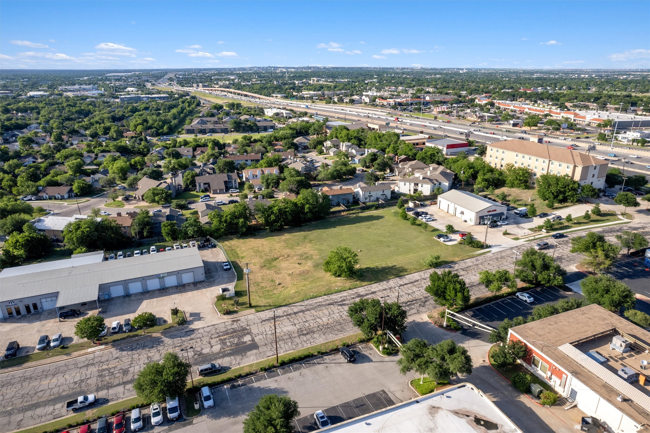 main property photo 6