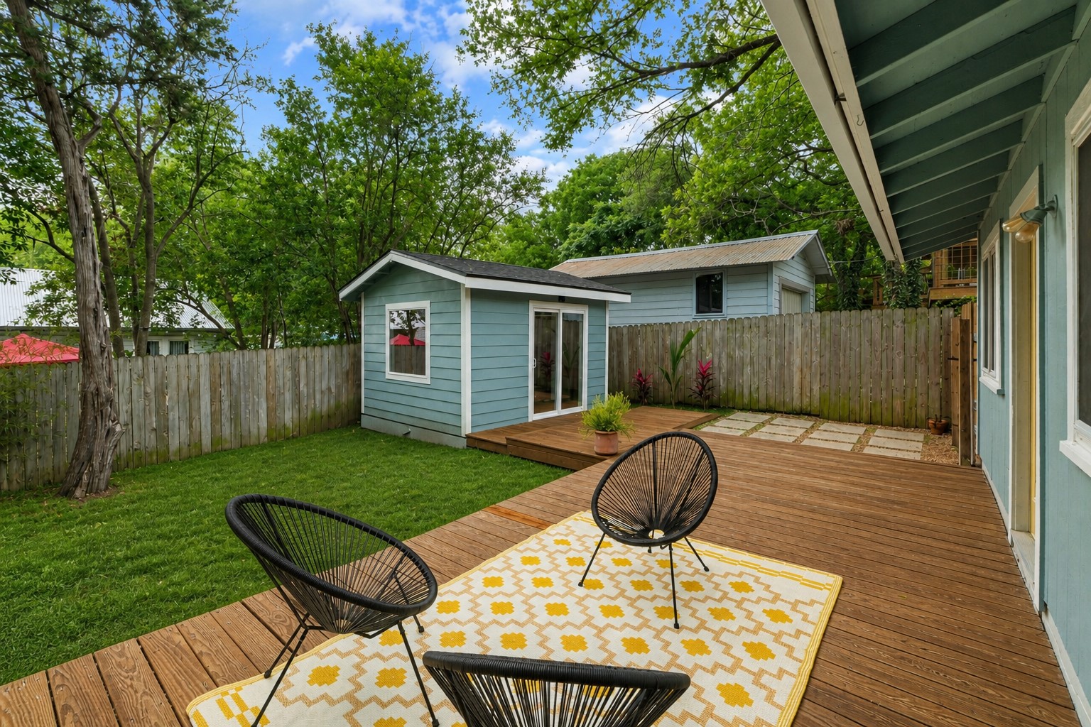 main property photo 20