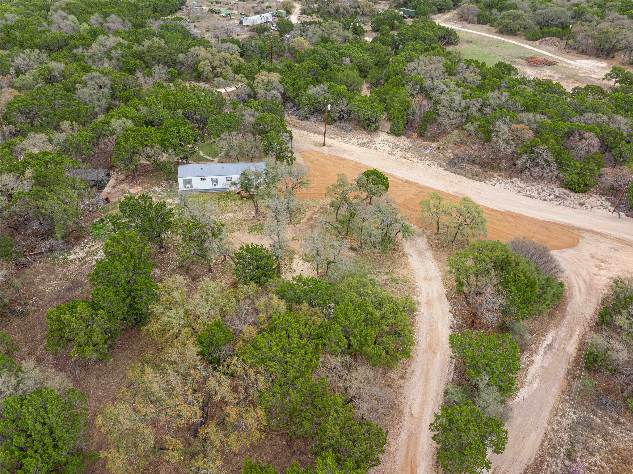 main property photo 30