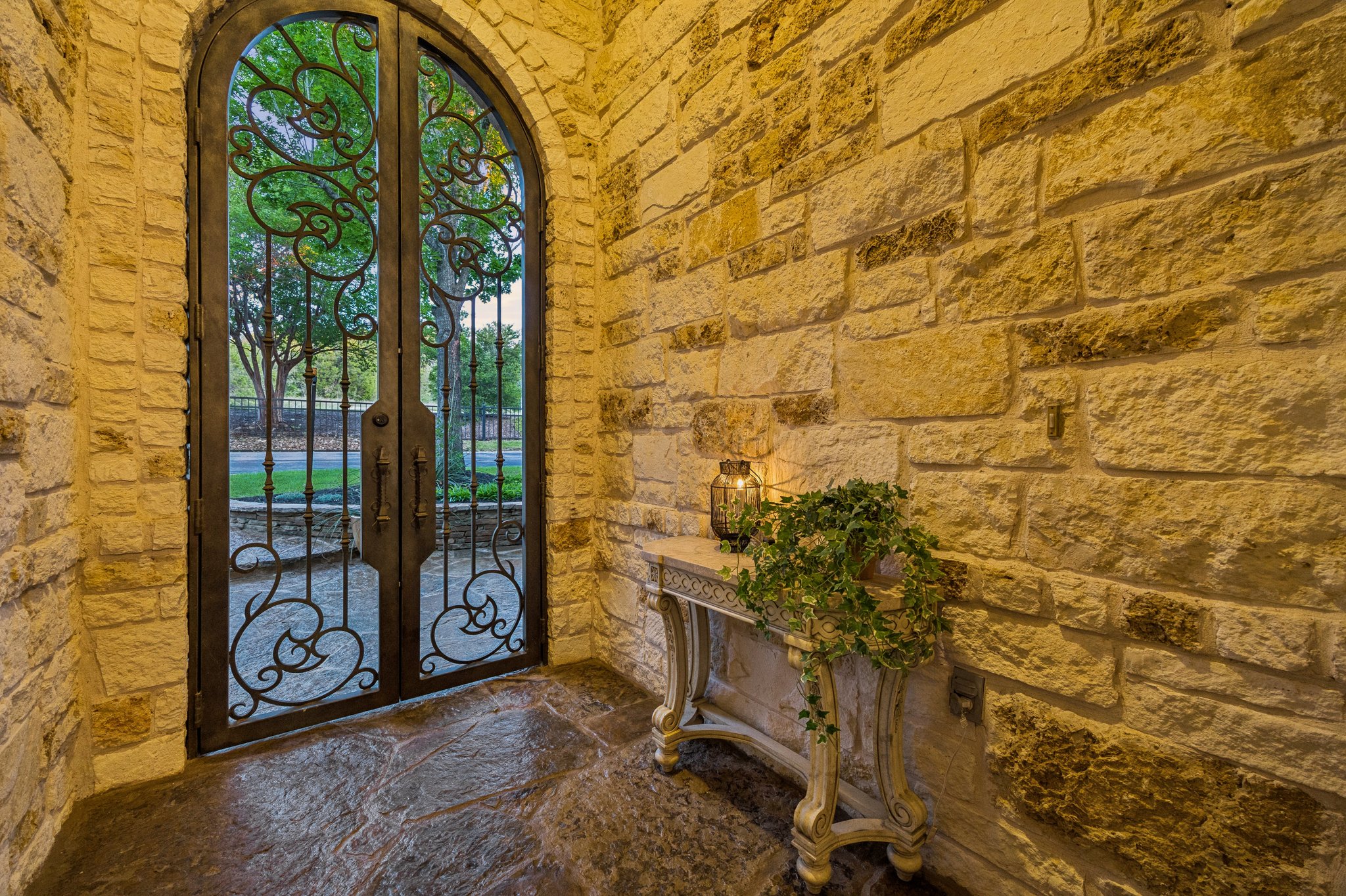 main property photo 31