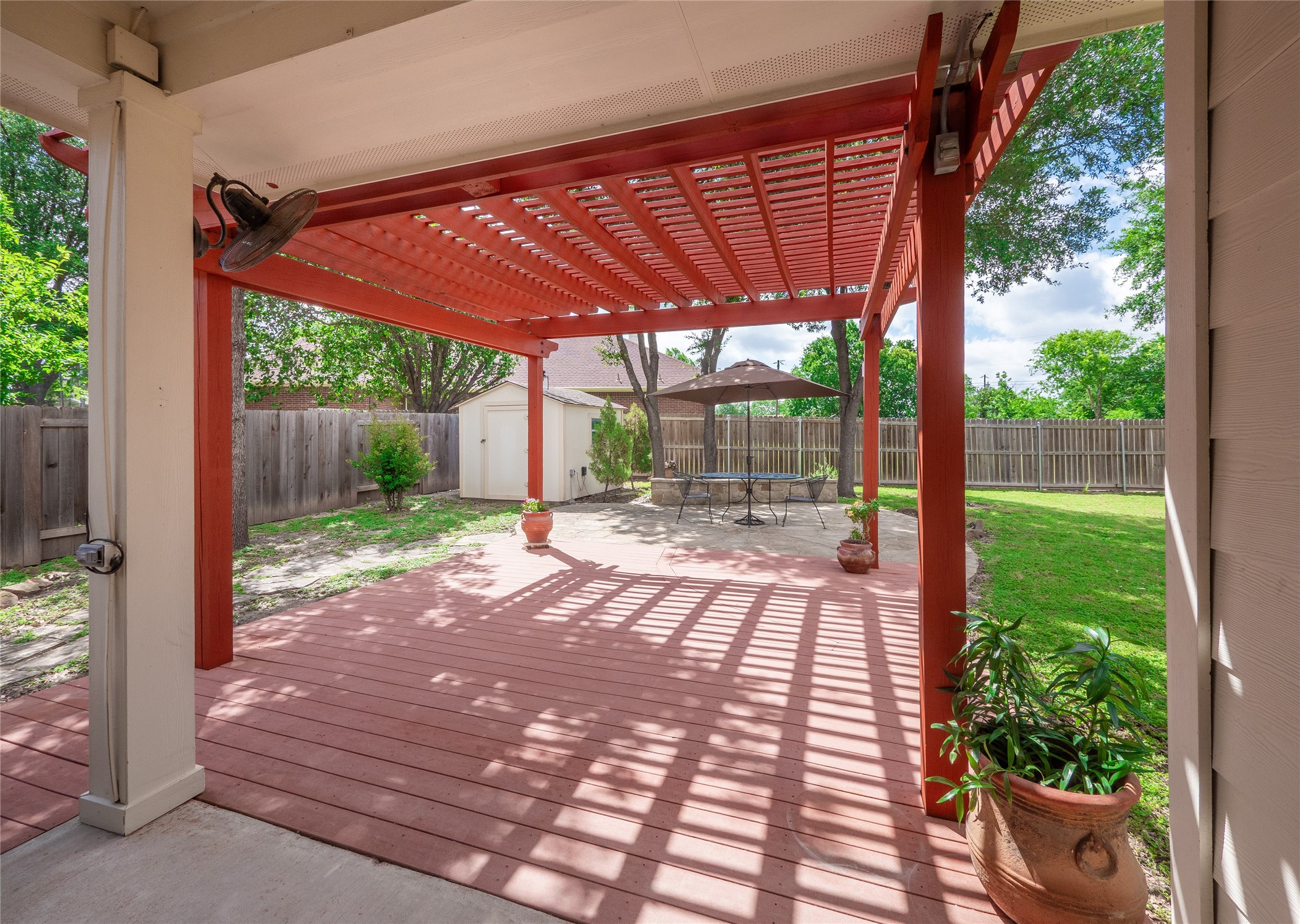 main property photo 26