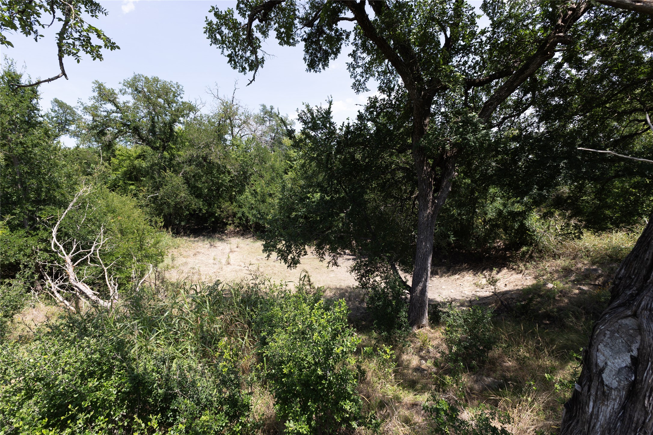 main property photo 20