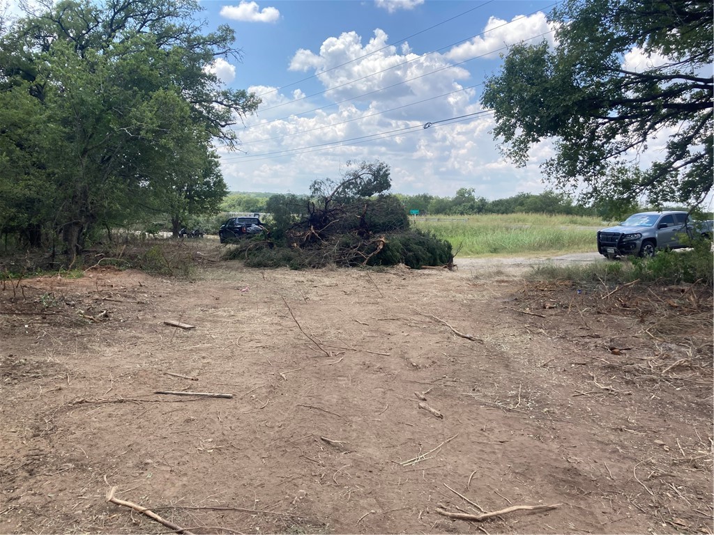 main property photo 6