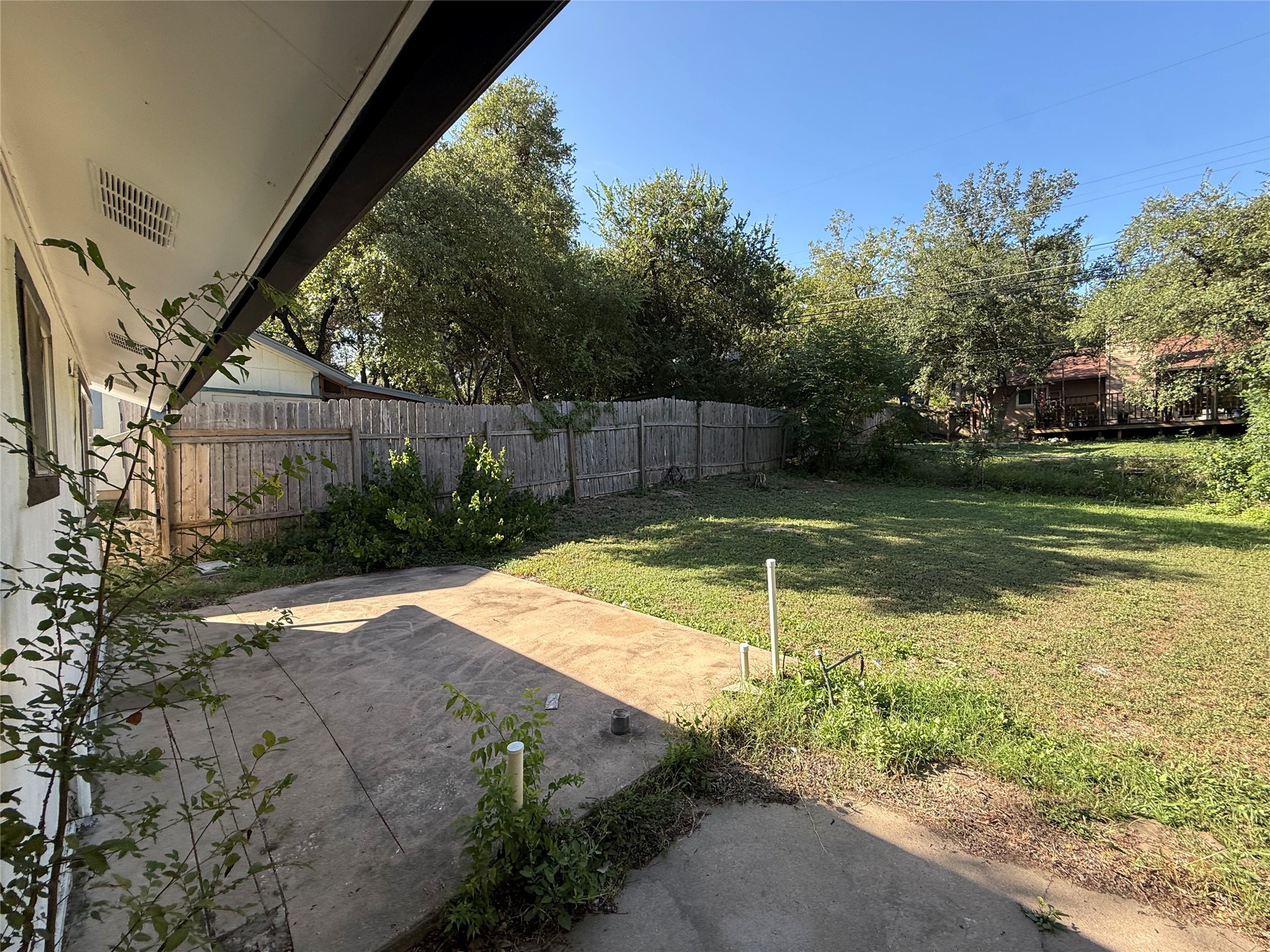 main property photo 16