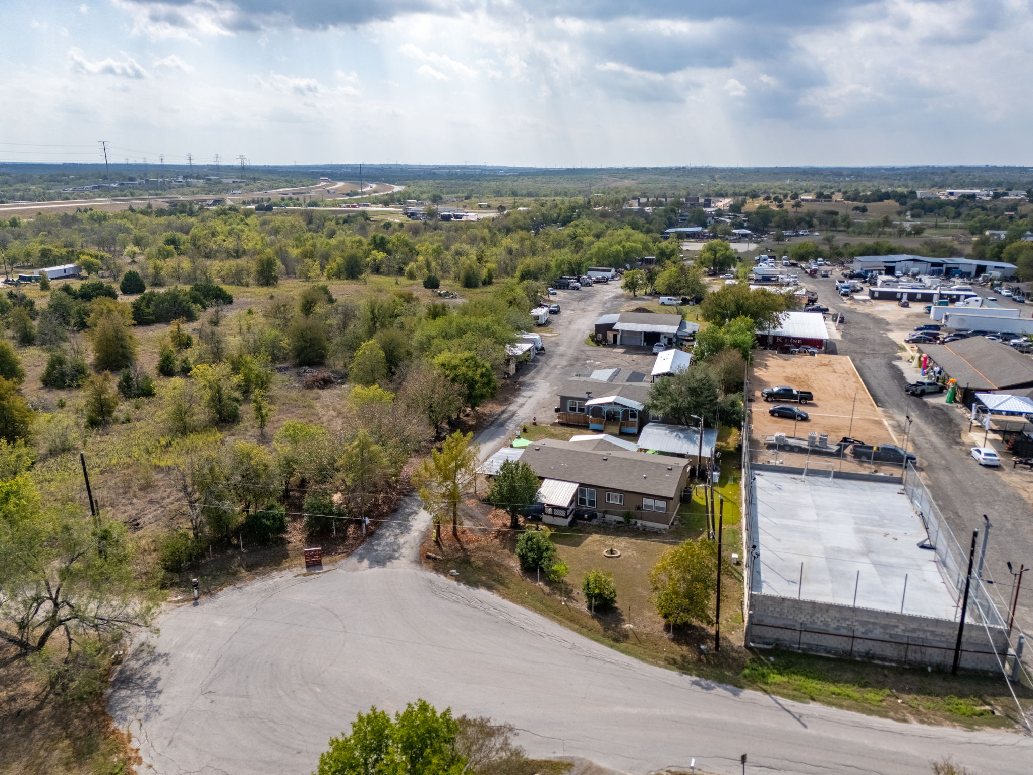 main property photo 10