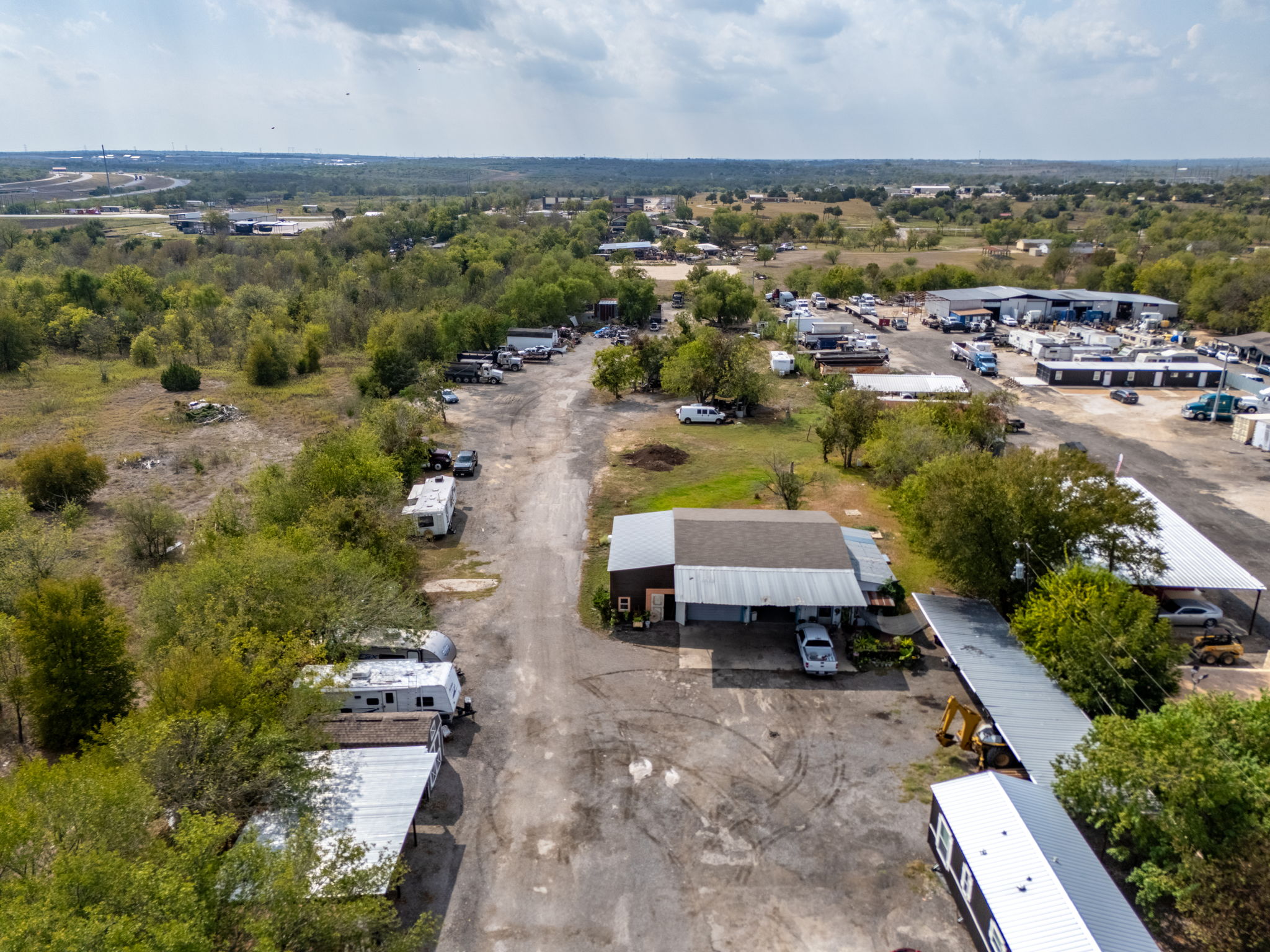 main property photo 11