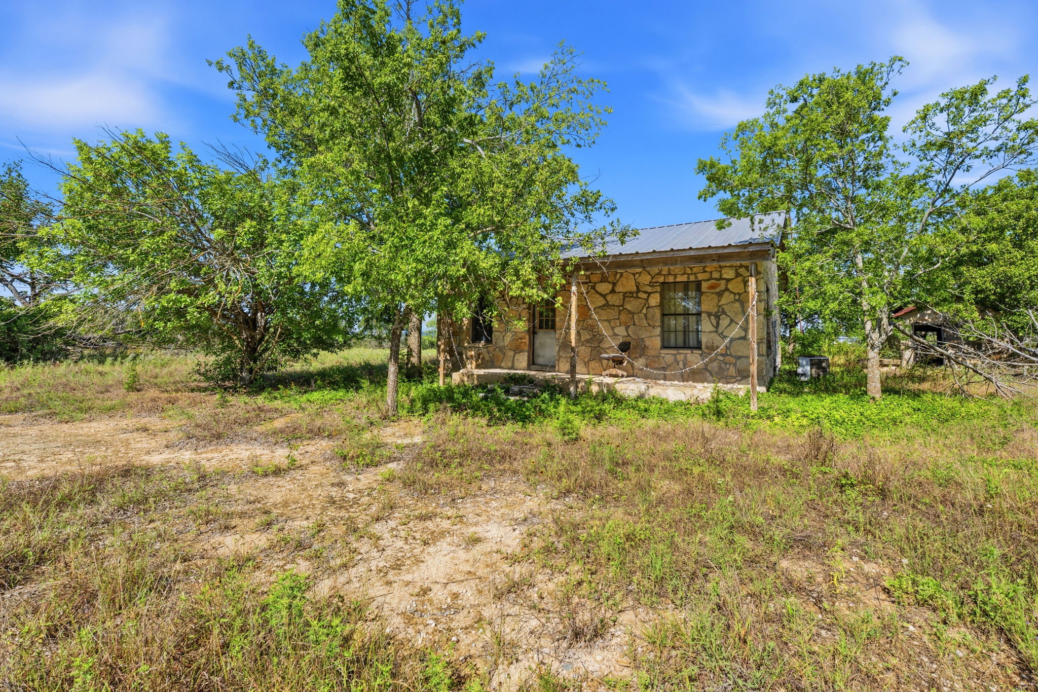 main property photo 12