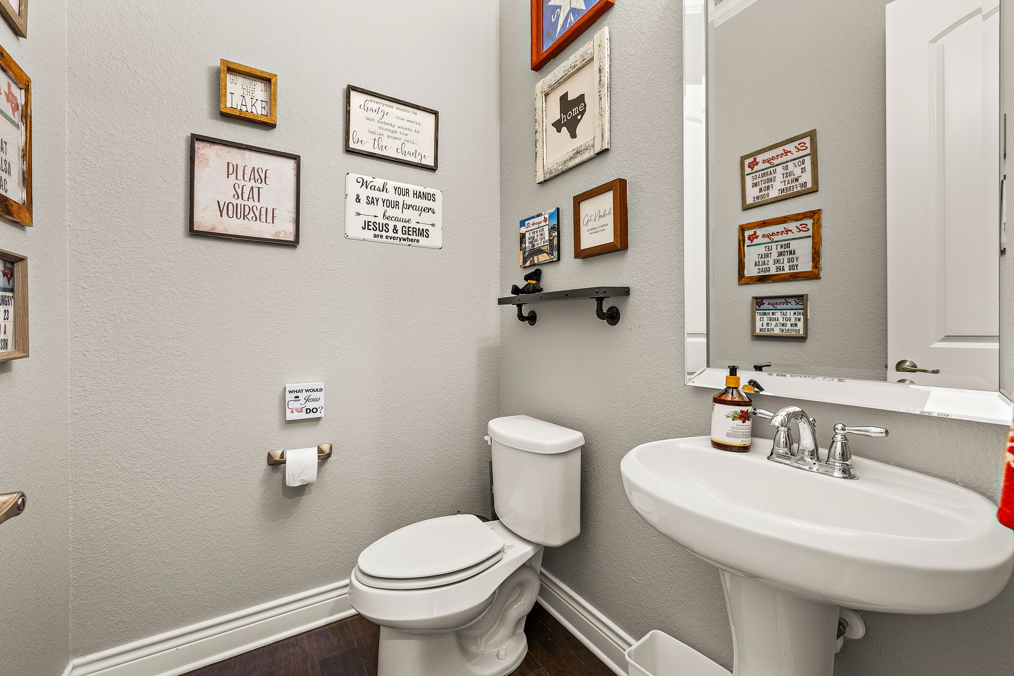 main property photo 11