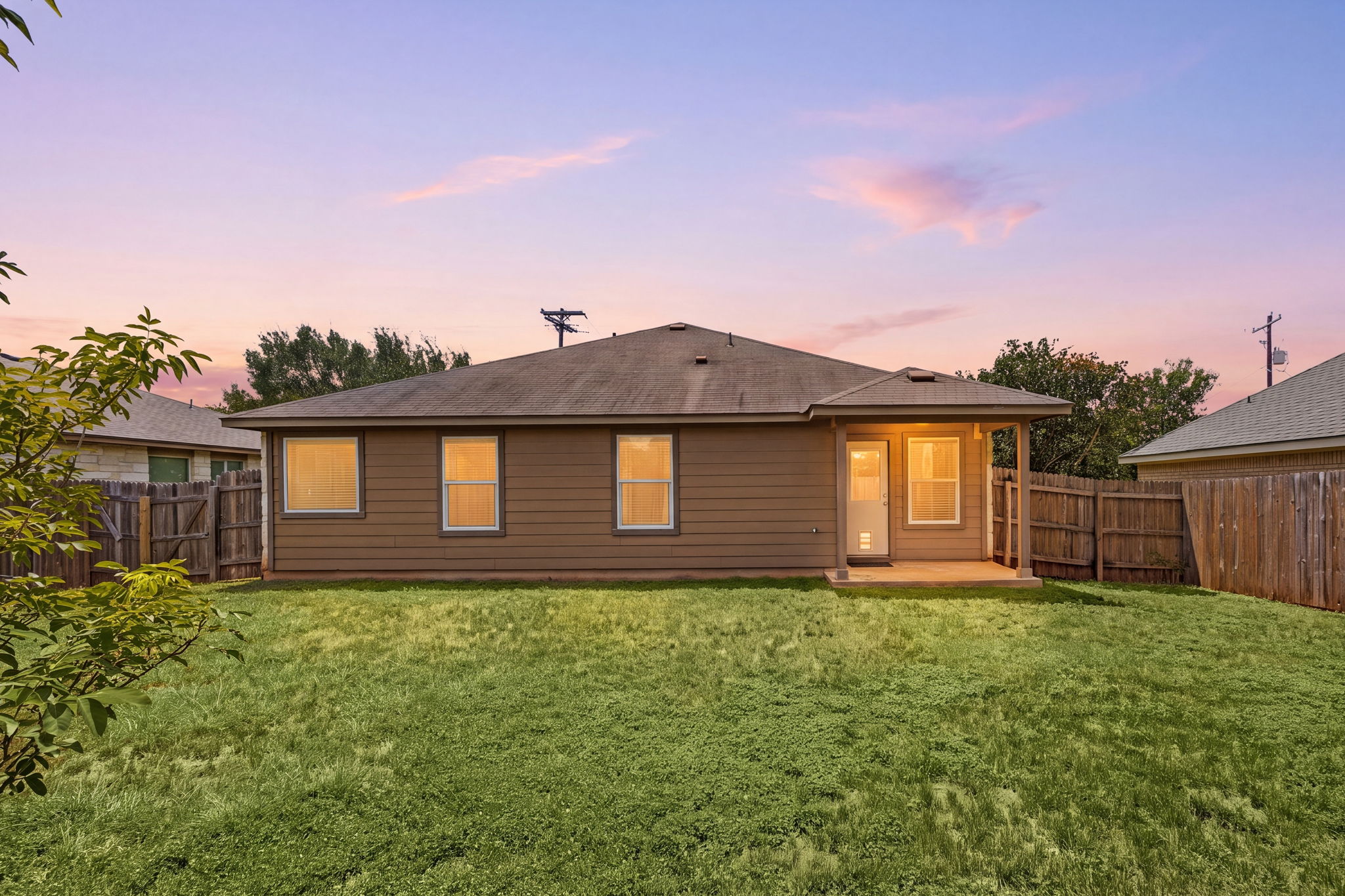 main property photo 20