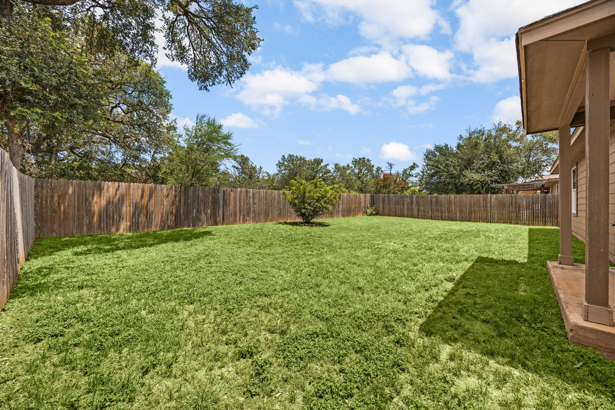 main property photo 22