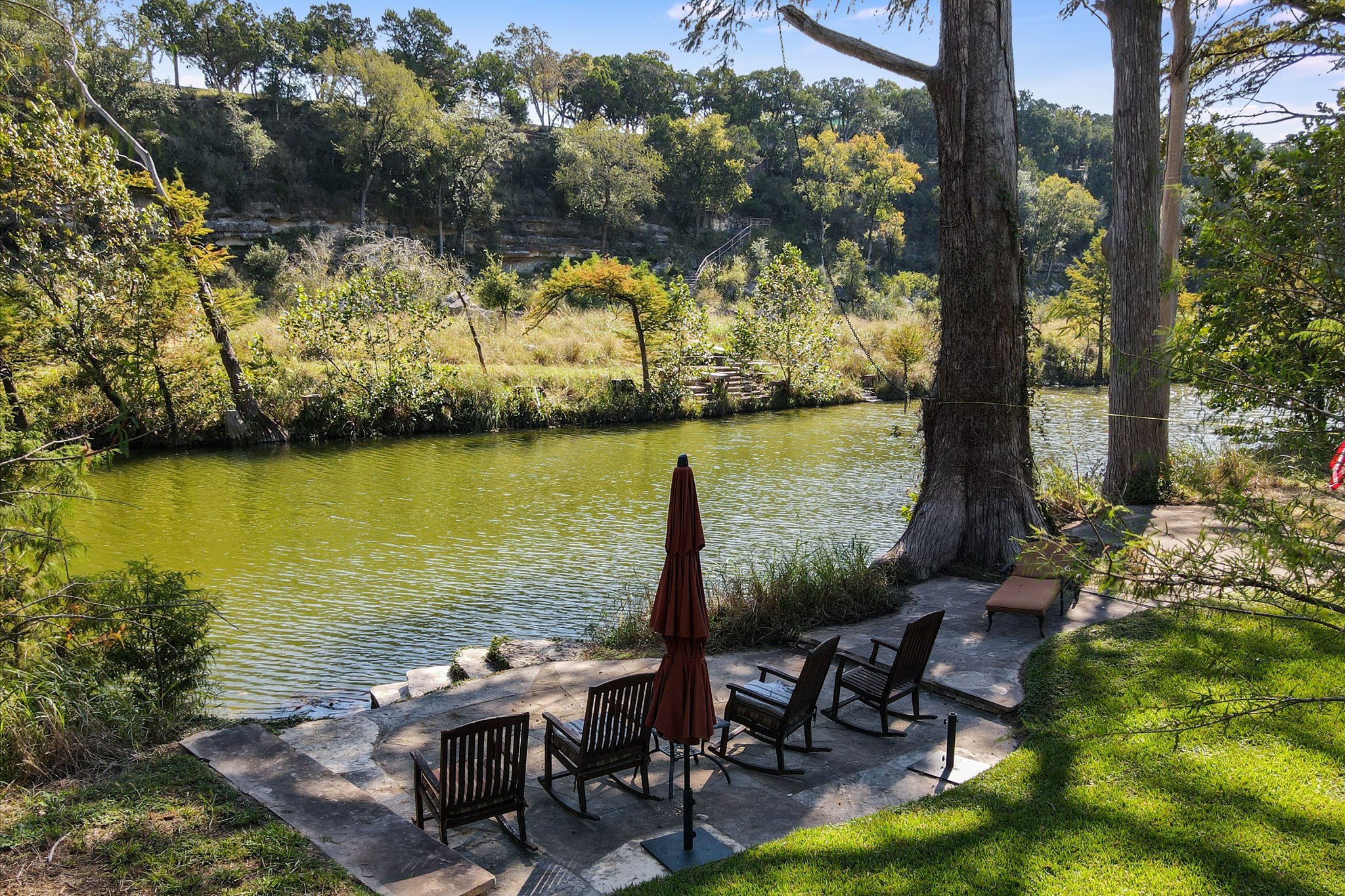 main property photo 39