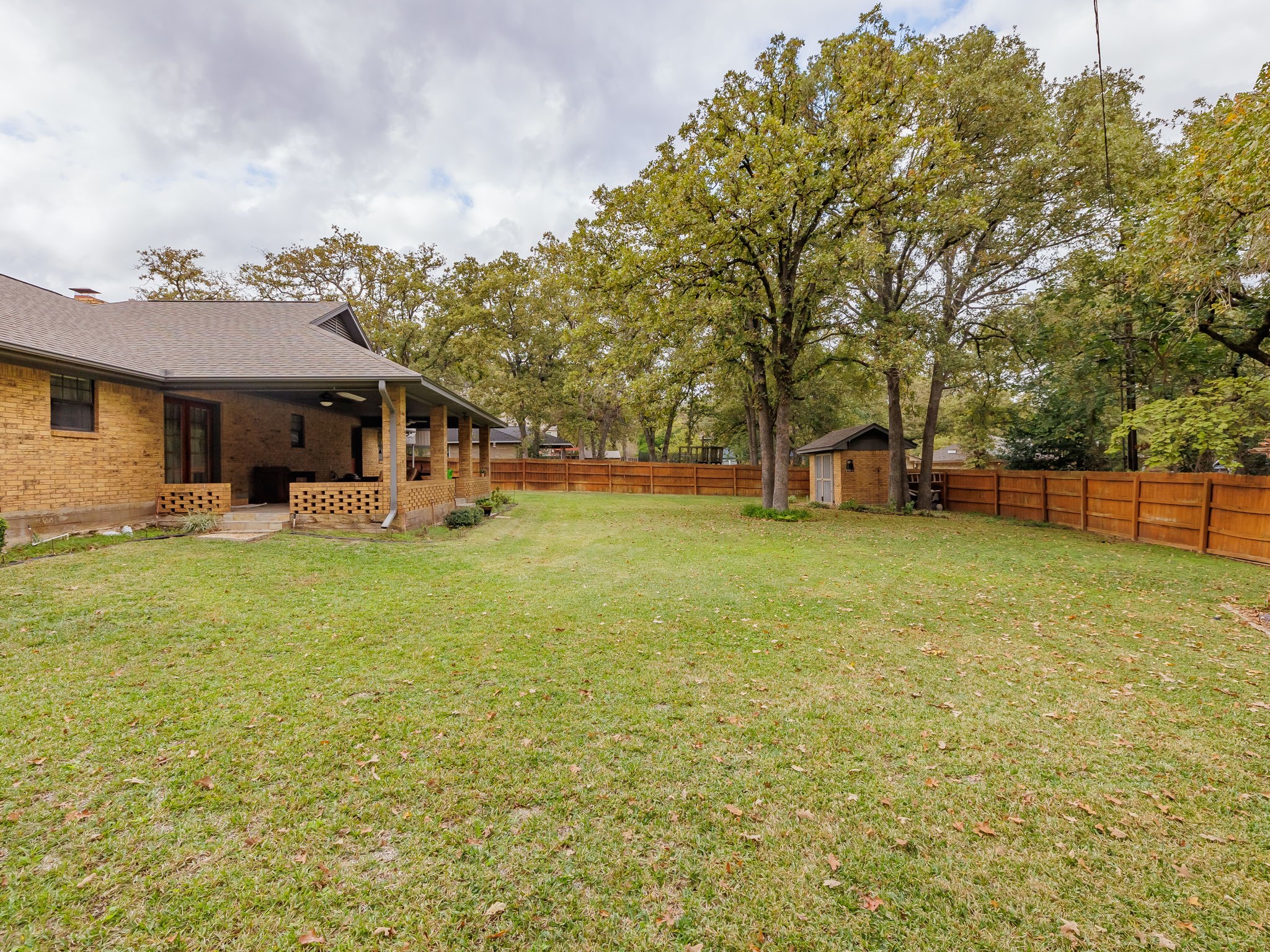 main property photo 27