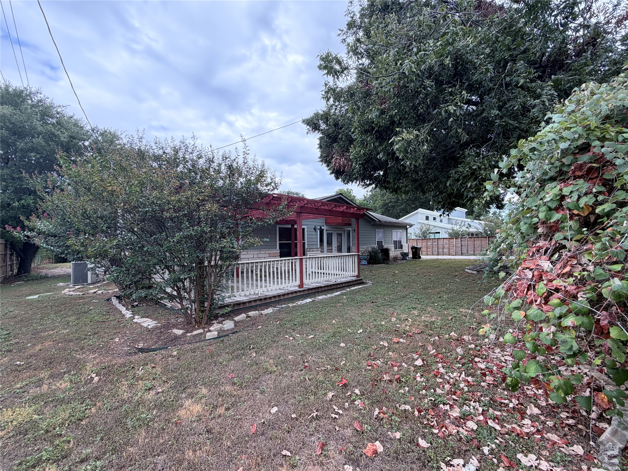 main property photo 19