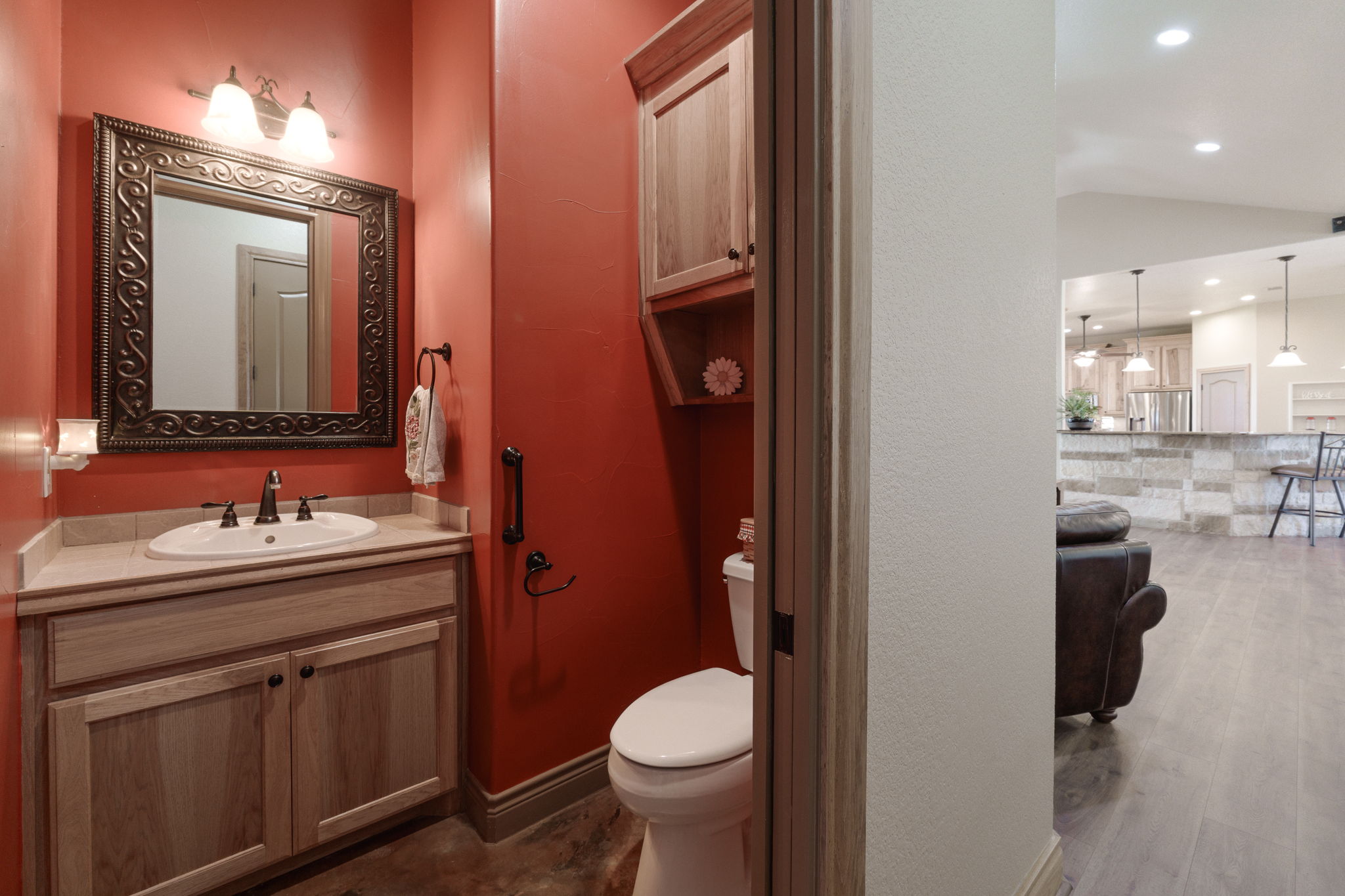 main property photo 14