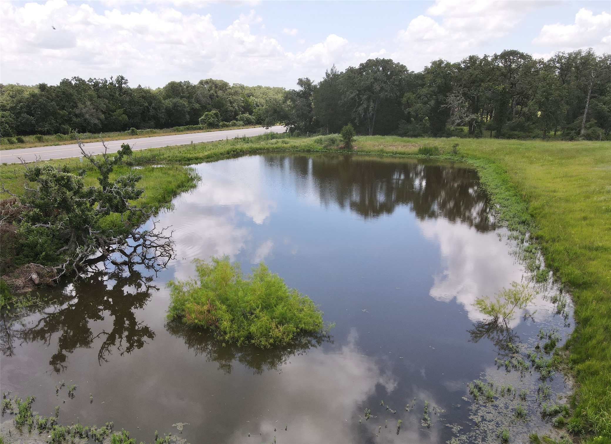 main property photo 34