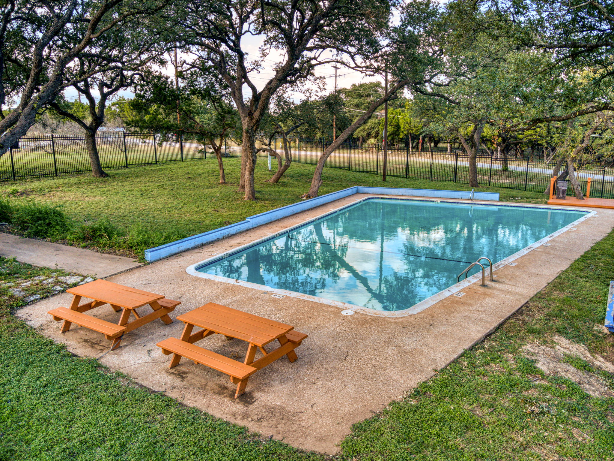 main property photo 26