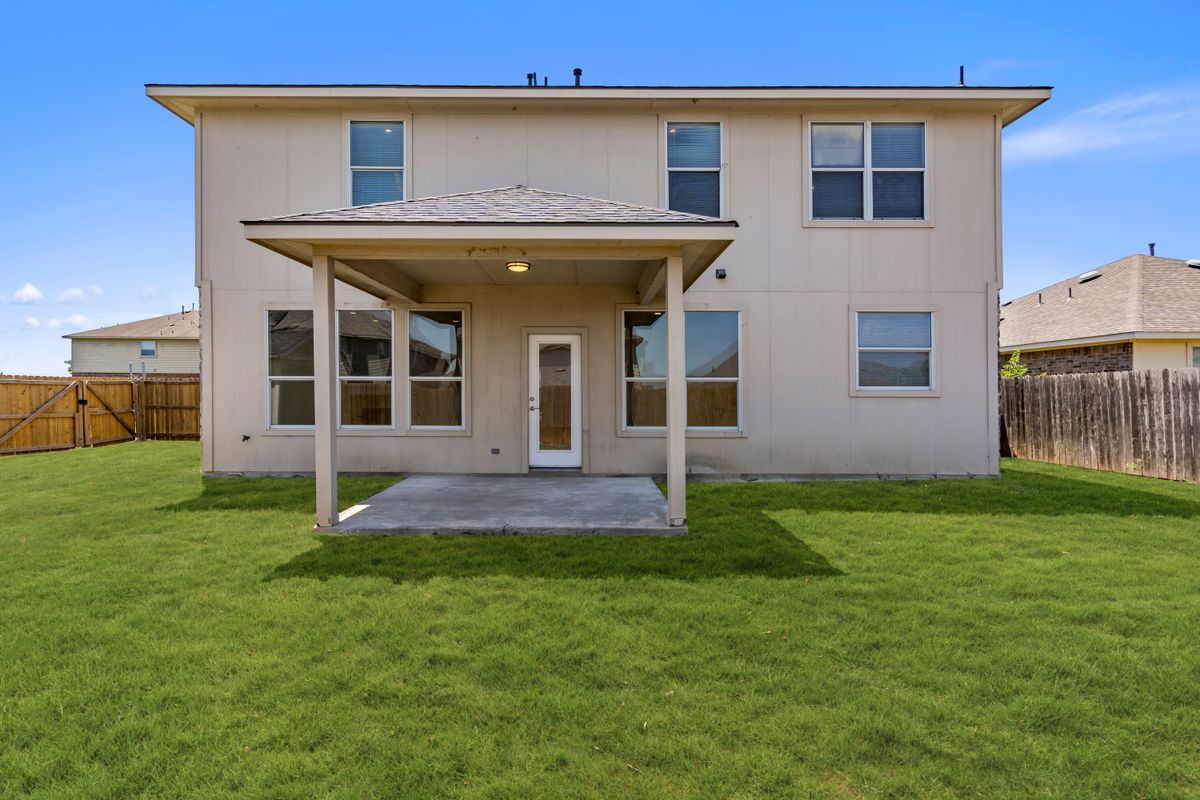 main property photo 28