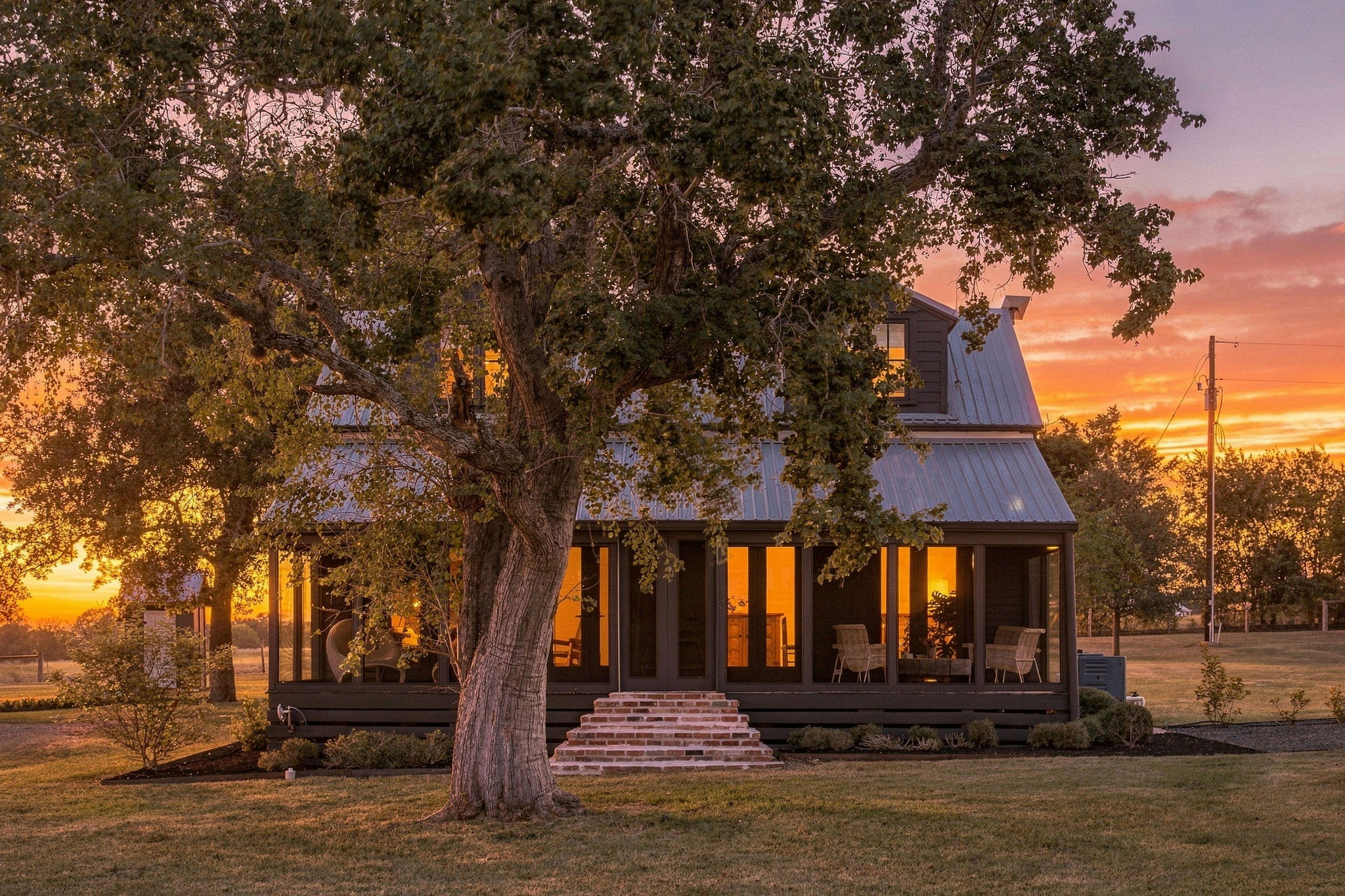 main property photo 37