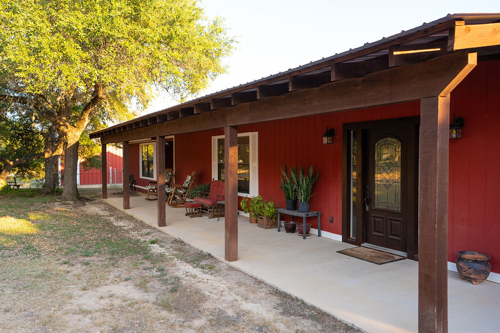 main property photo 7