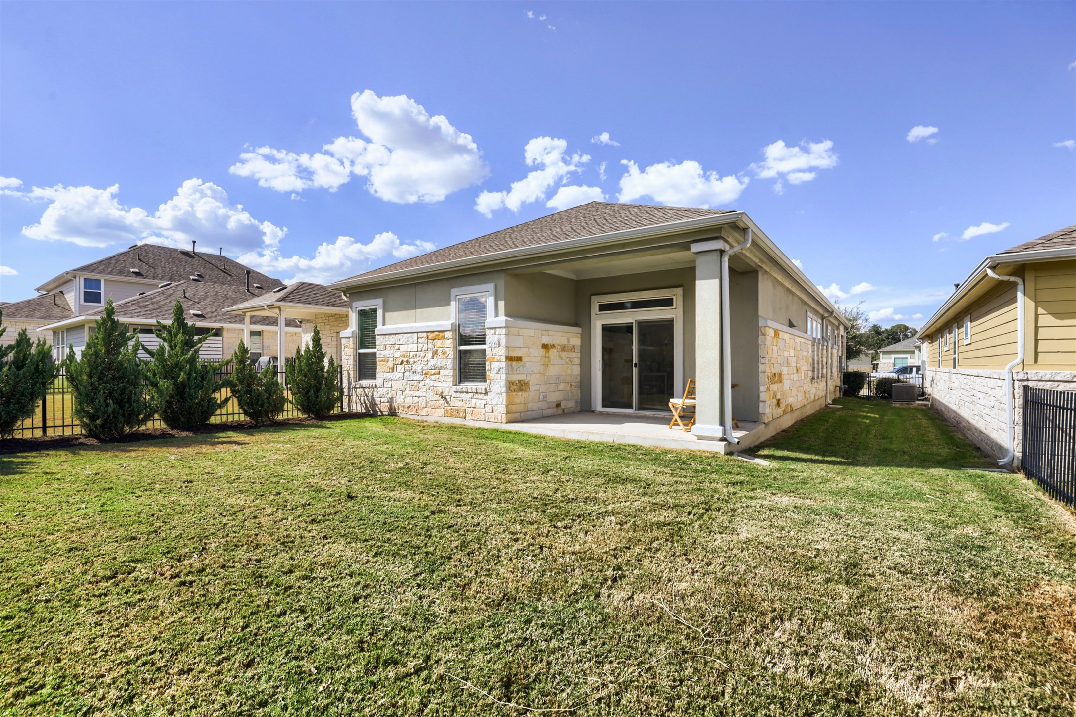 main property photo 29