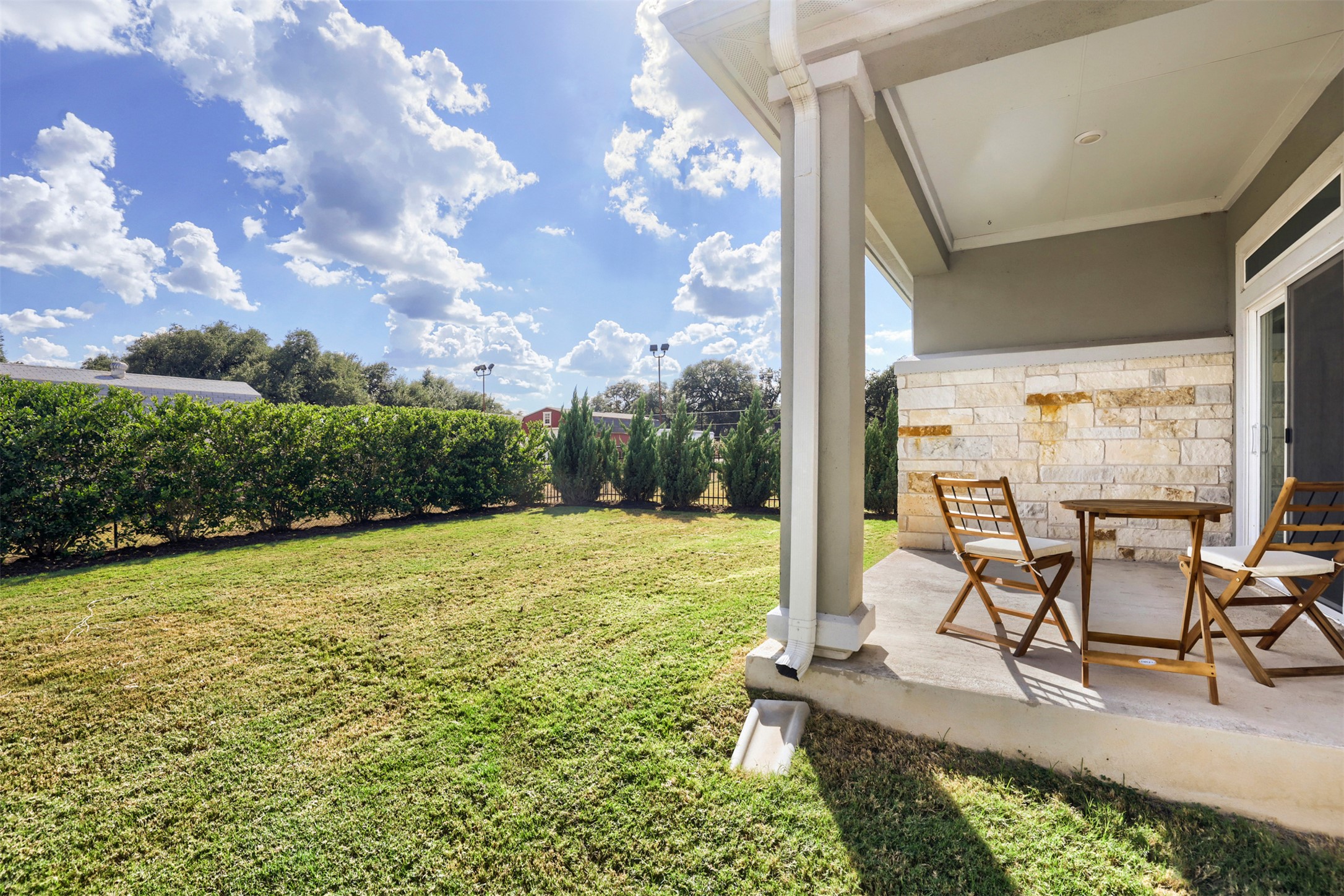 main property photo 31